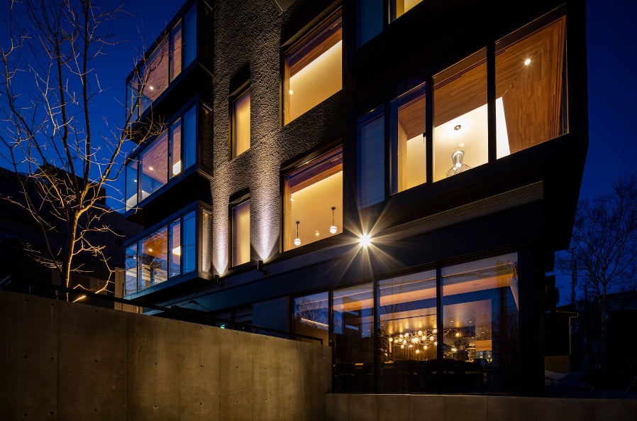 リカルド・トッサーニが手がけた作品「Dharma Niseko」