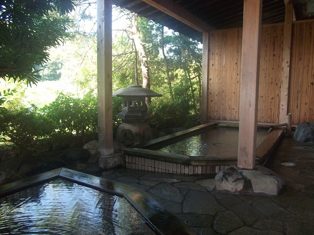 写真：虹岳島温泉／提供：ワカサリゾート株式会社