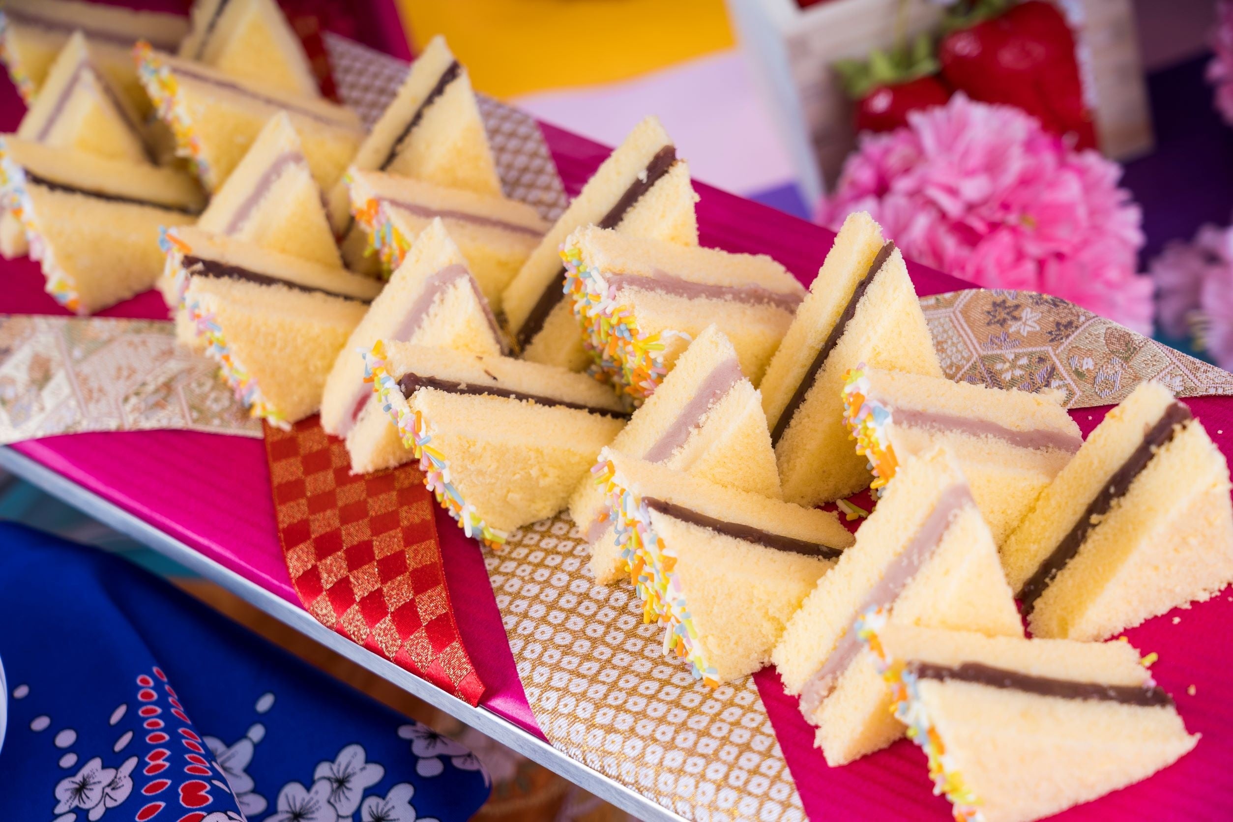 「二色餡のカラフルサンド」イメージ