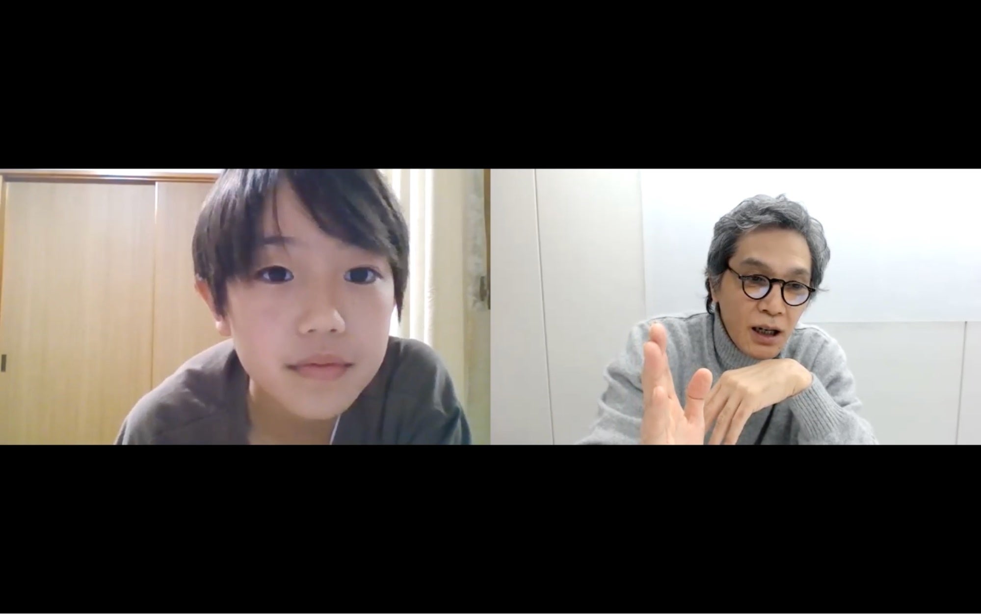 加藤さんから演技のフィードバックを受ける生徒