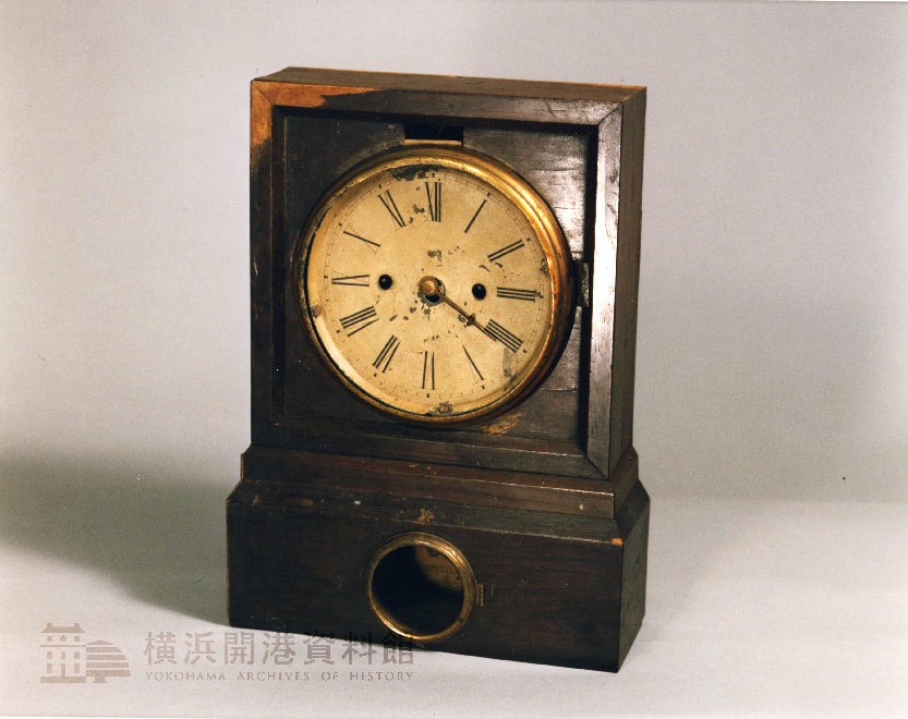 ペリー提督から贈られた時計（当館蔵（但馬家寄贈））