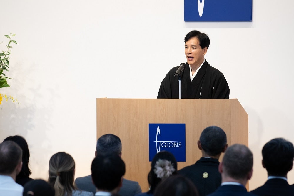 学長の堀義人による式辞