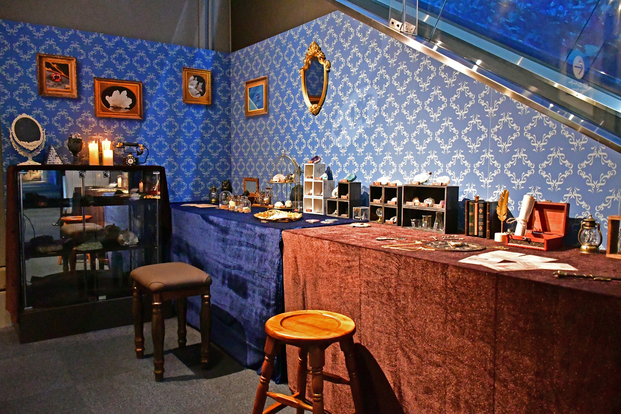 鉱物たちのひみつ基地