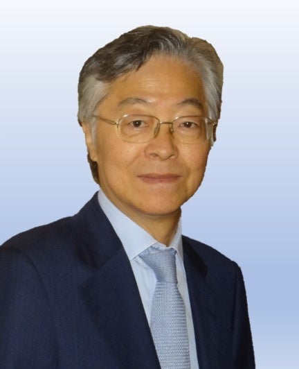 代表顧問　中見利男氏