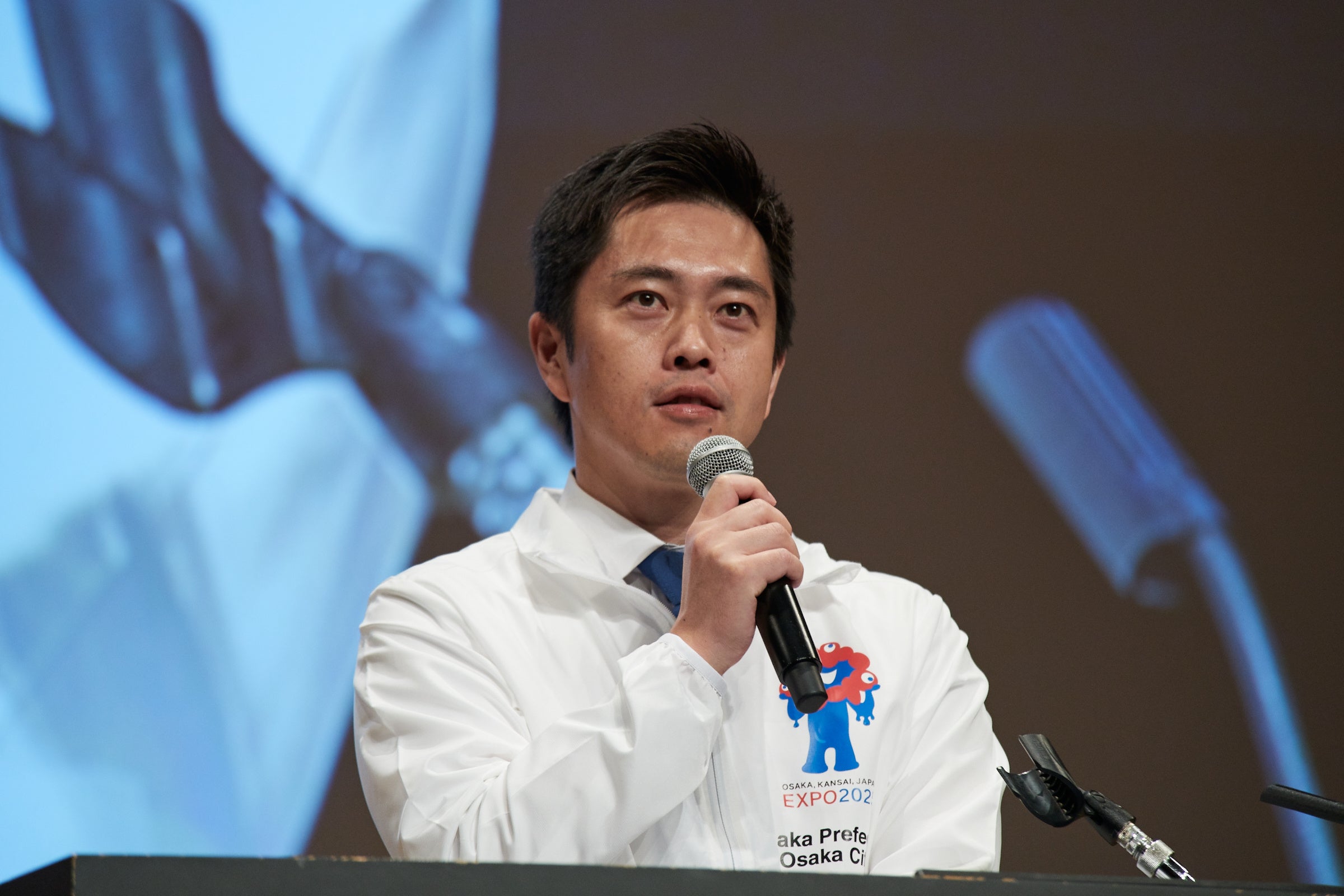 大阪府知事　吉村洋文氏