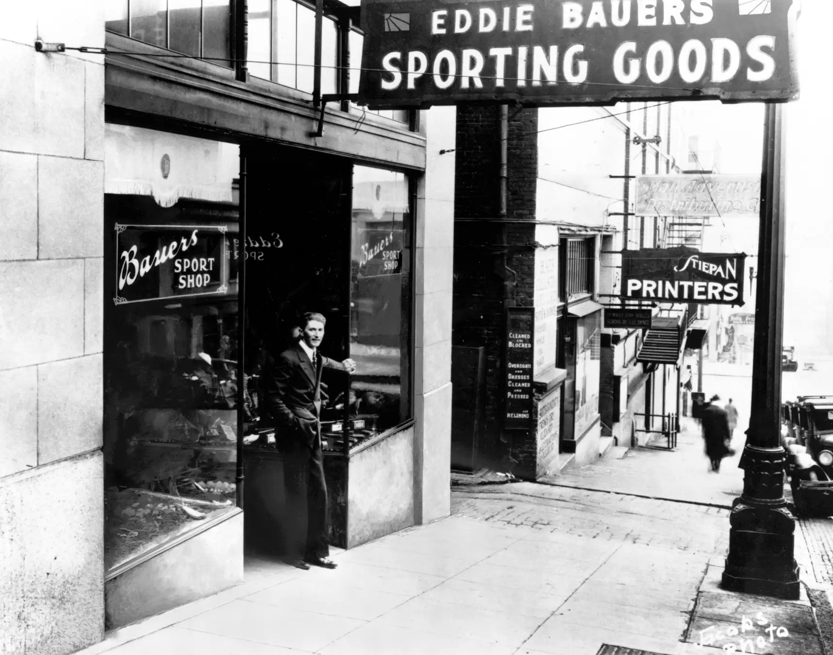 アウトドアブランド「Eddie Bauer」2025年秋冬コレクションにて