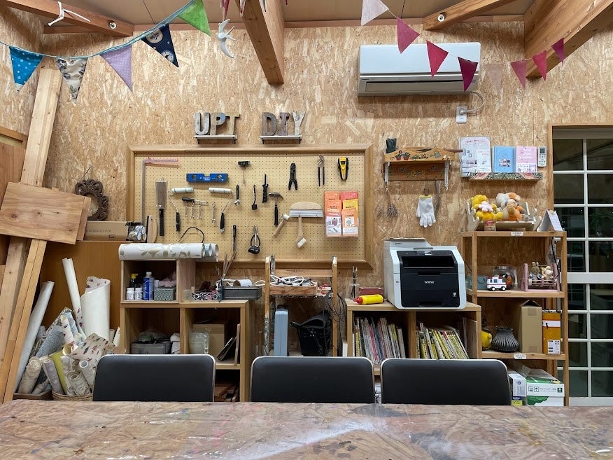 ものづくりの工房での準日用品（草刈り機や工具等）のシェアリング