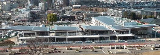 屋根に配置したソーラーパネル