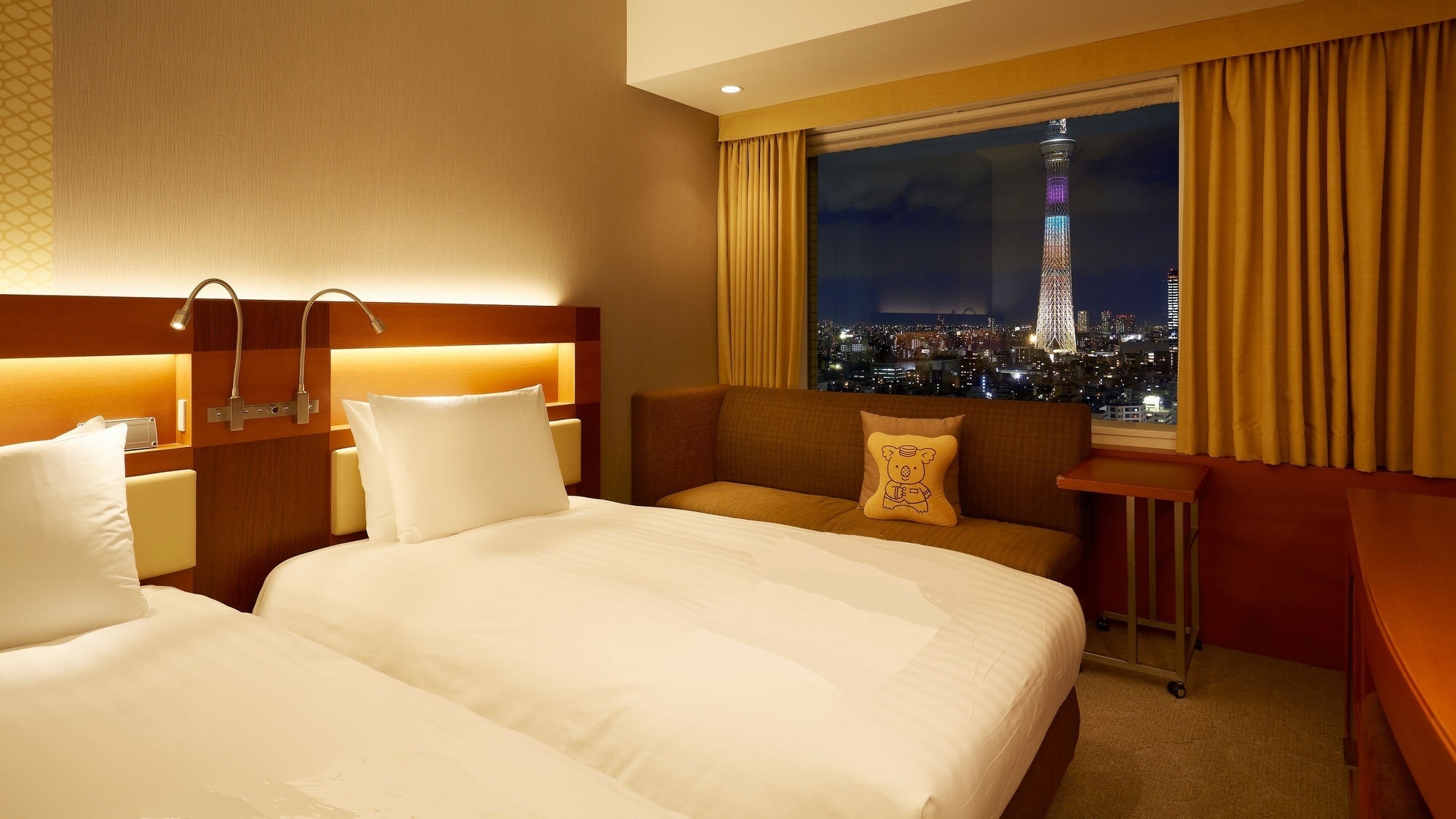 タワービューツインのお部屋からの贅沢な景色をお楽しみください