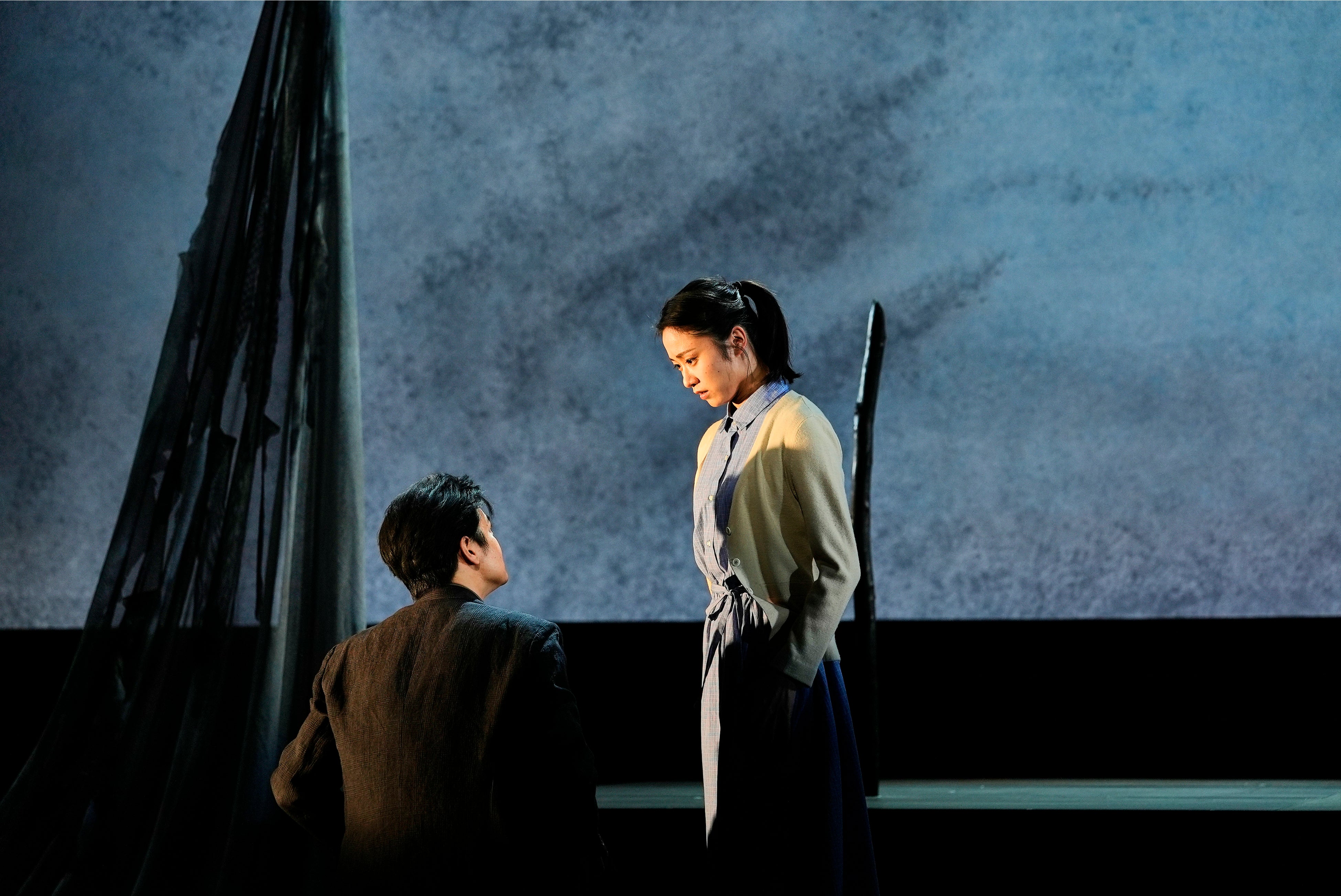 舞台「彼女を笑う人がいても」　撮影：細野晋司