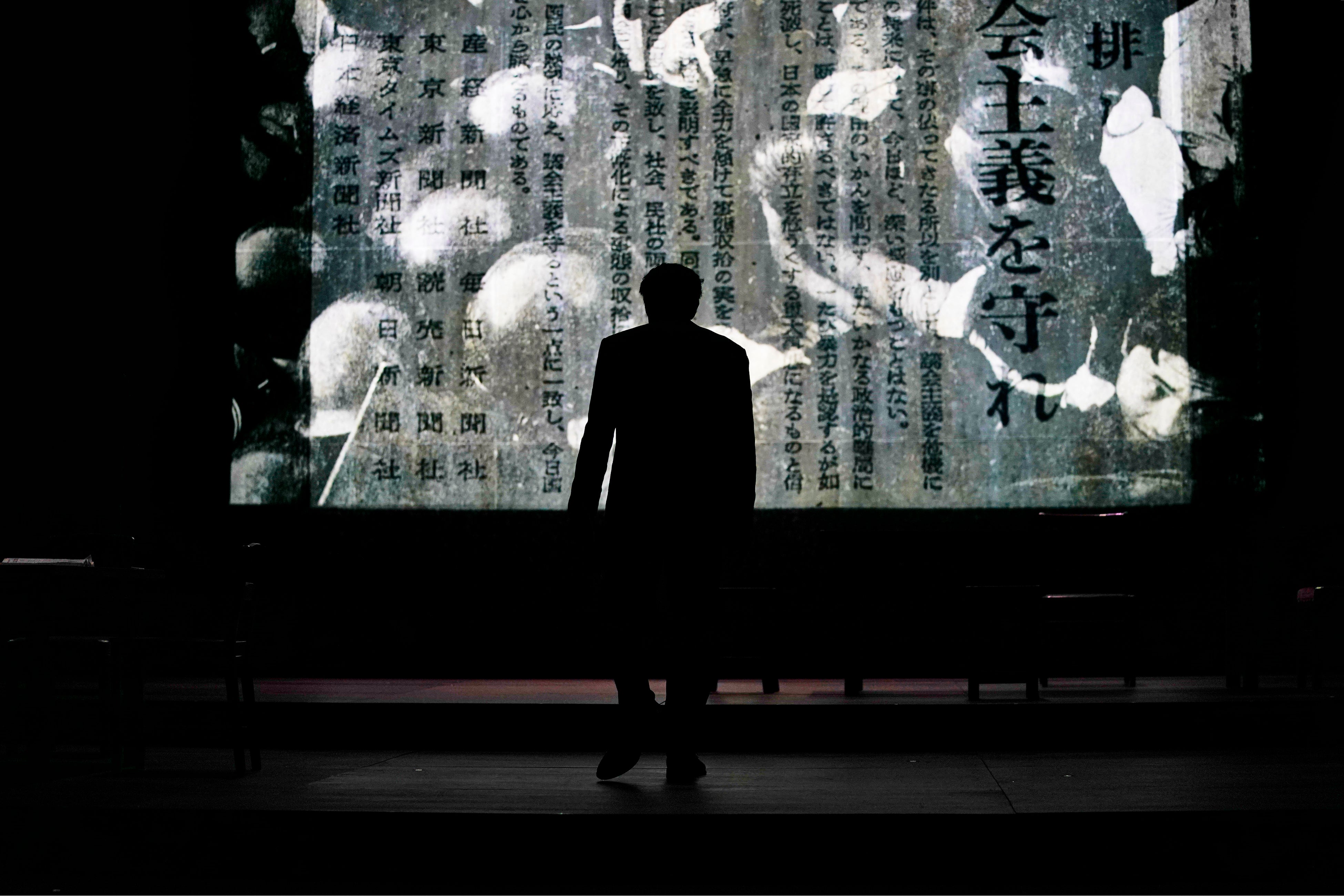 舞台「彼女を笑う人がいても」　撮影：細野晋司