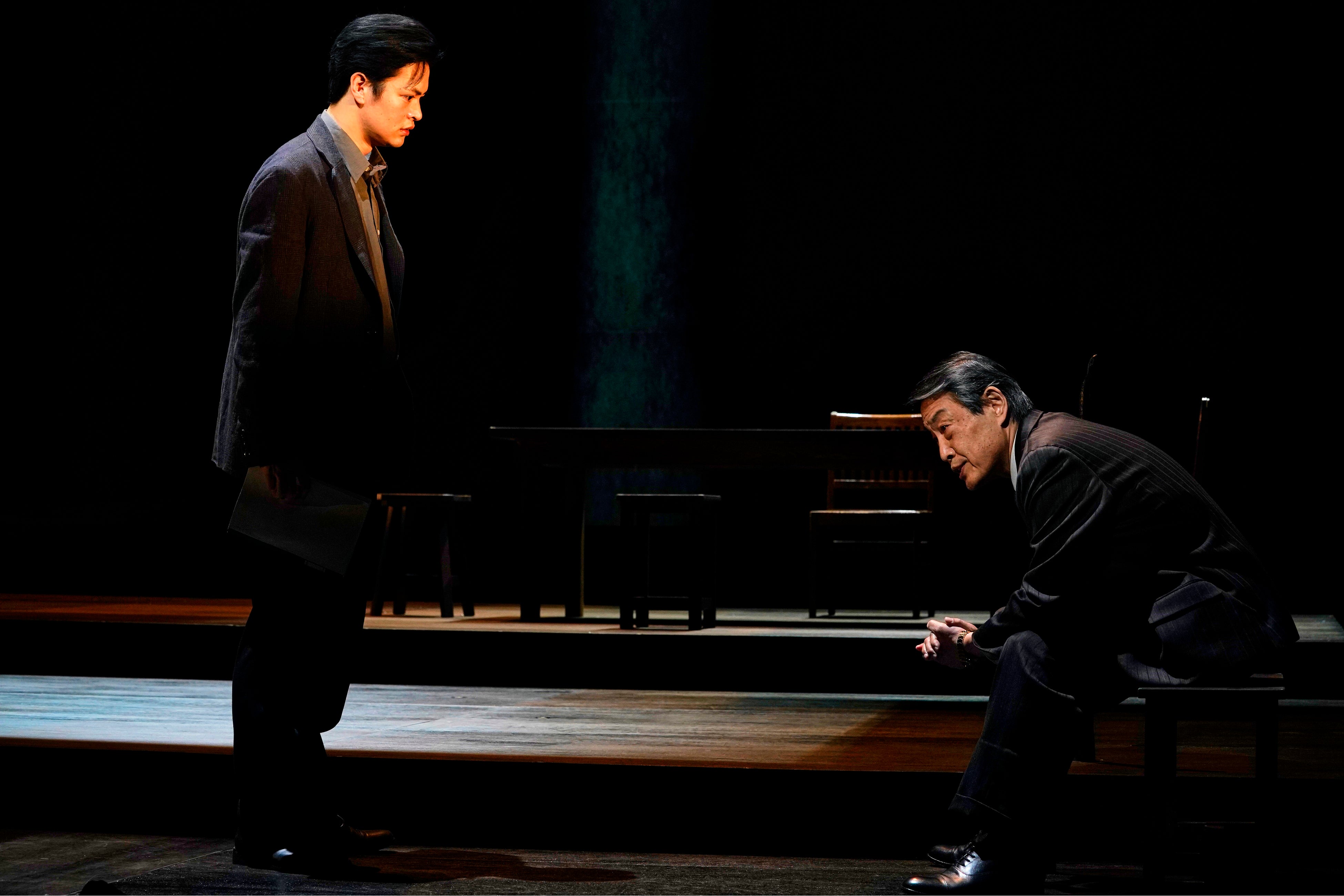 舞台「彼女を笑う人がいても」　撮影：細野晋司