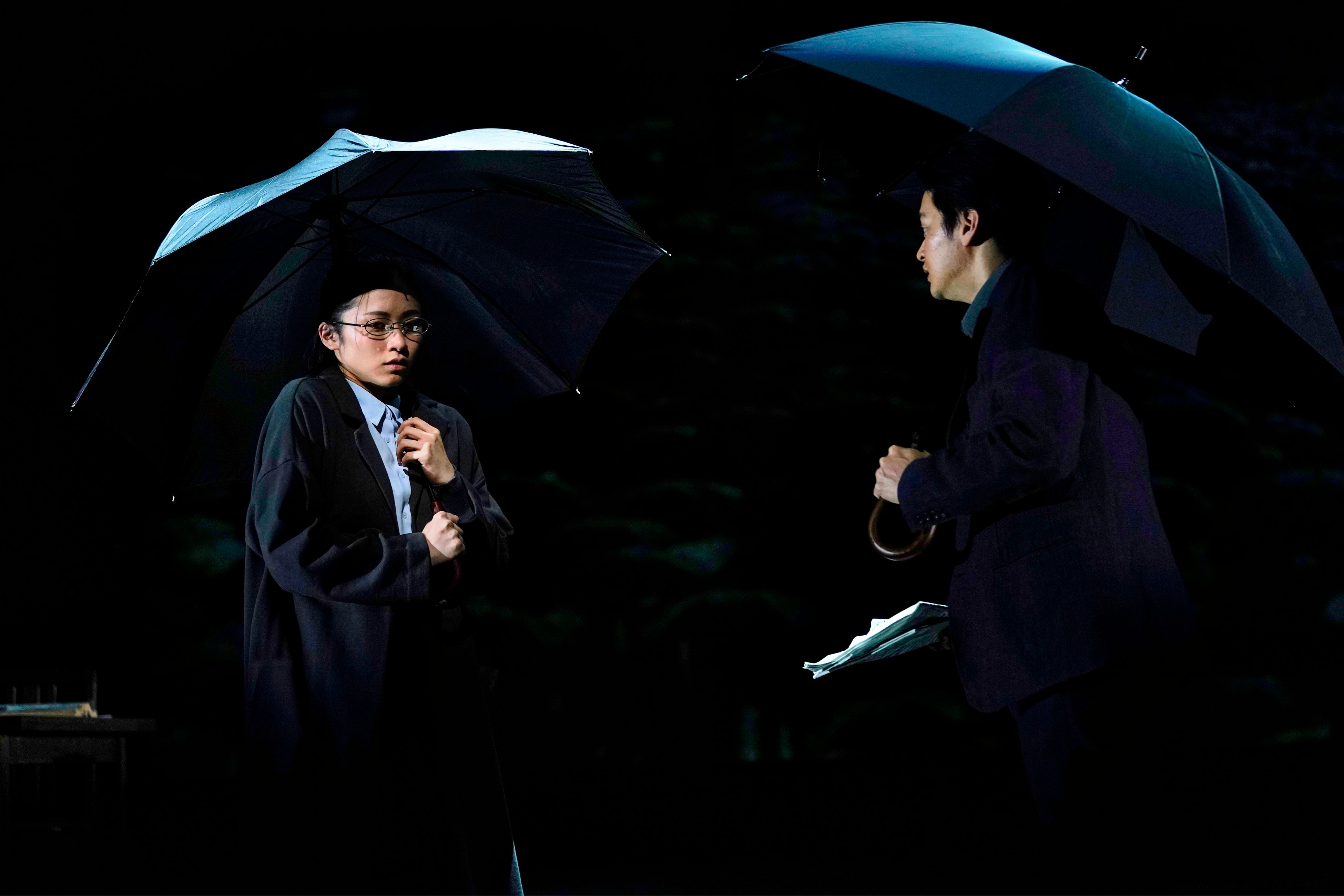 舞台「彼女を笑う人がいても」　撮影：細野晋司