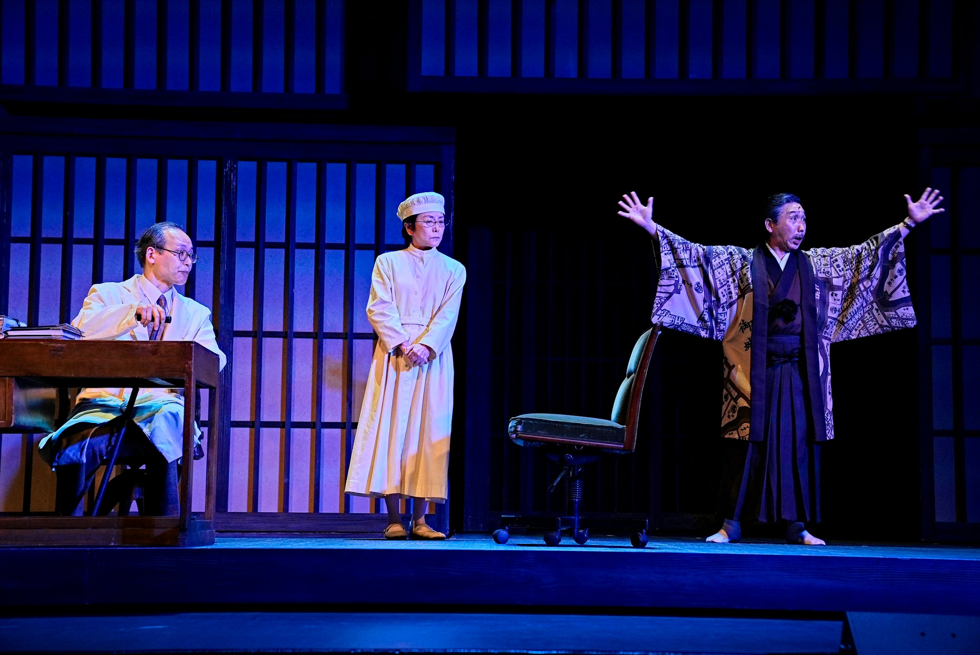 舞台「お勢、断行」 撮影：細野晋司