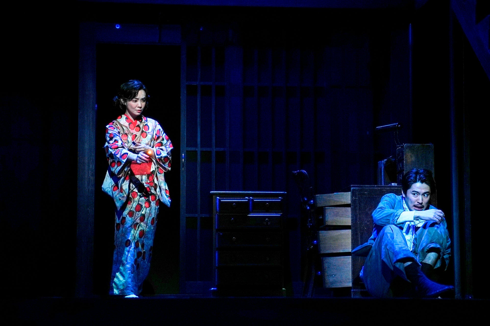 舞台「お勢、断行」 撮影：細野晋司