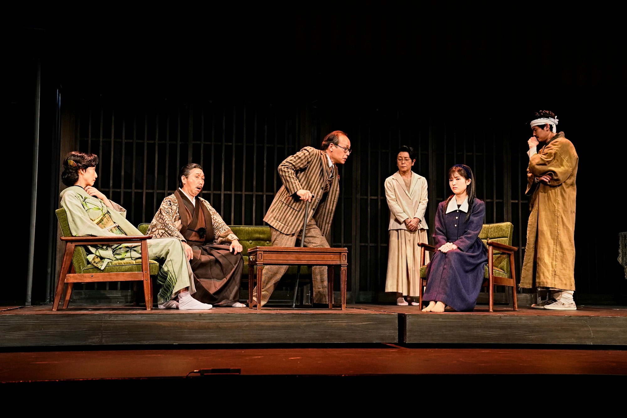 舞台「お勢、断行」 撮影：細野晋司