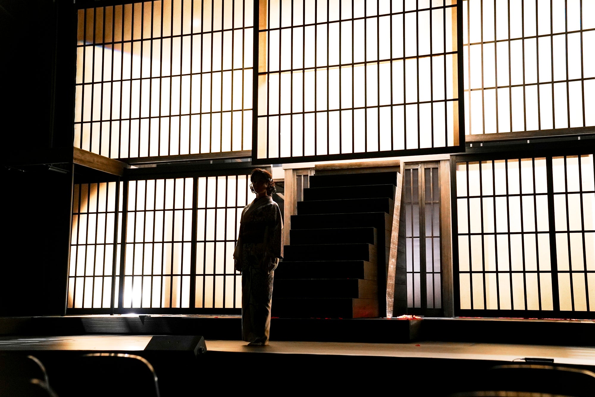 舞台「お勢、断行」 撮影：細野晋司