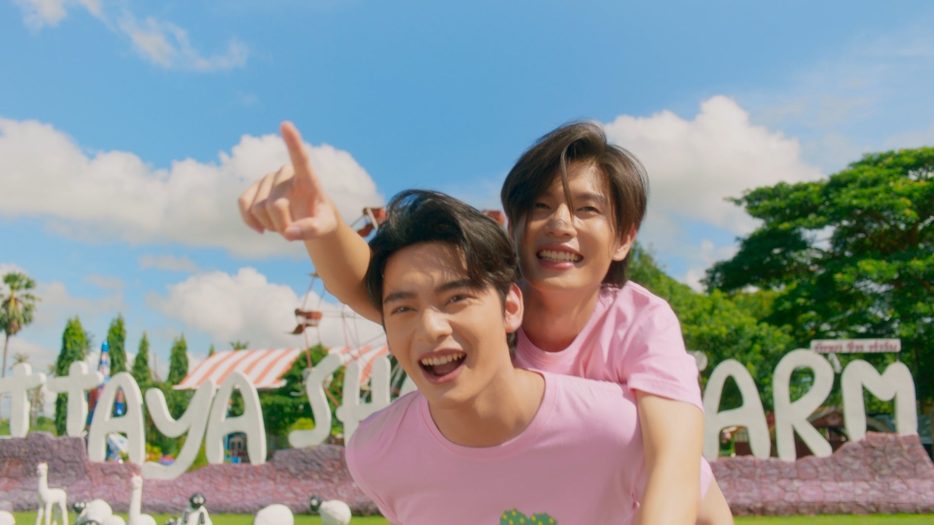 ©Based on the comic “LOVE STAGE!!” by Eiki Eiki and Taishi Zaou Hollywood Thailand, KADOKAWA AMARIN, KADOKAWA CORPORATION