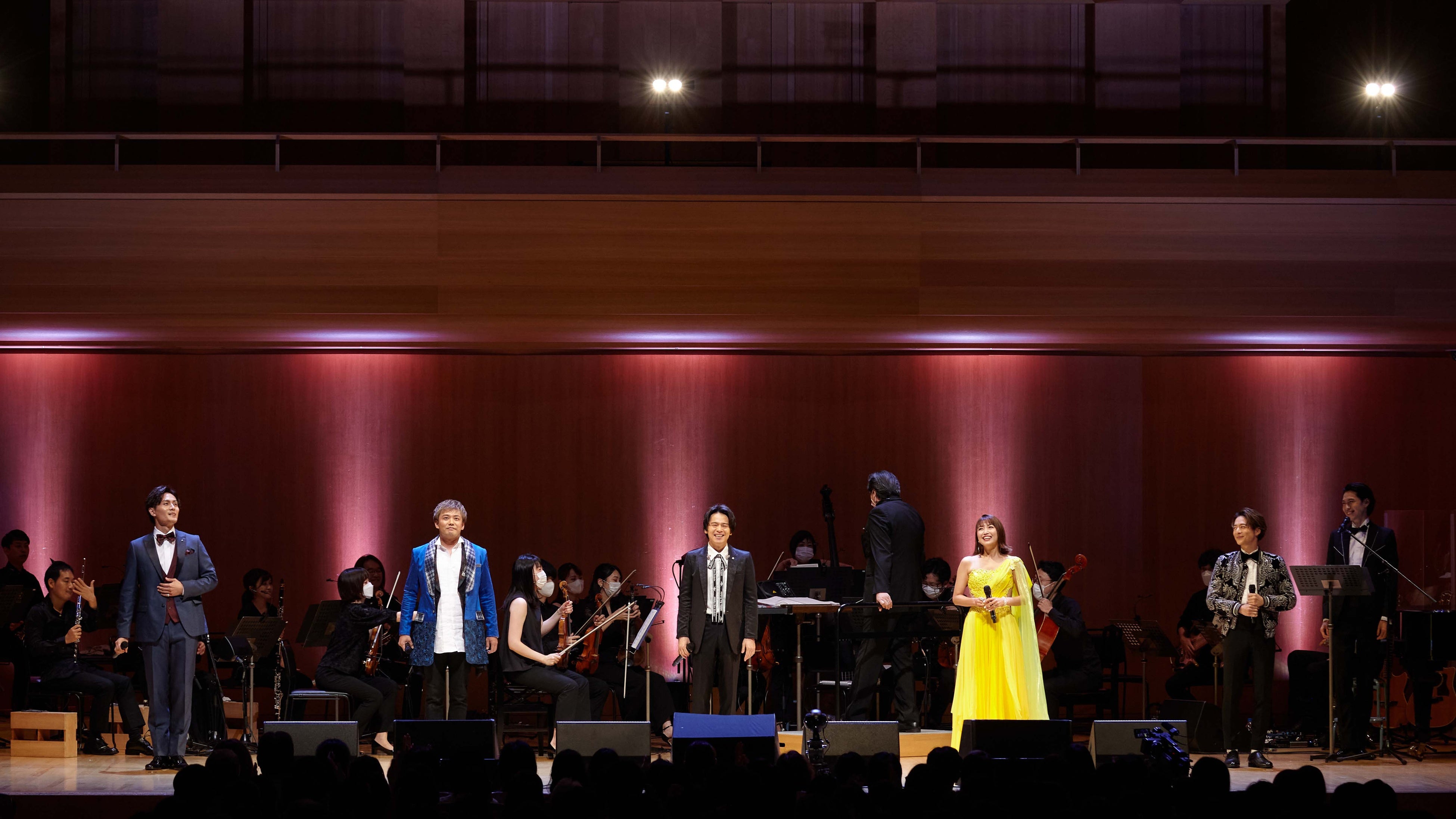 ©サモンプロモーション