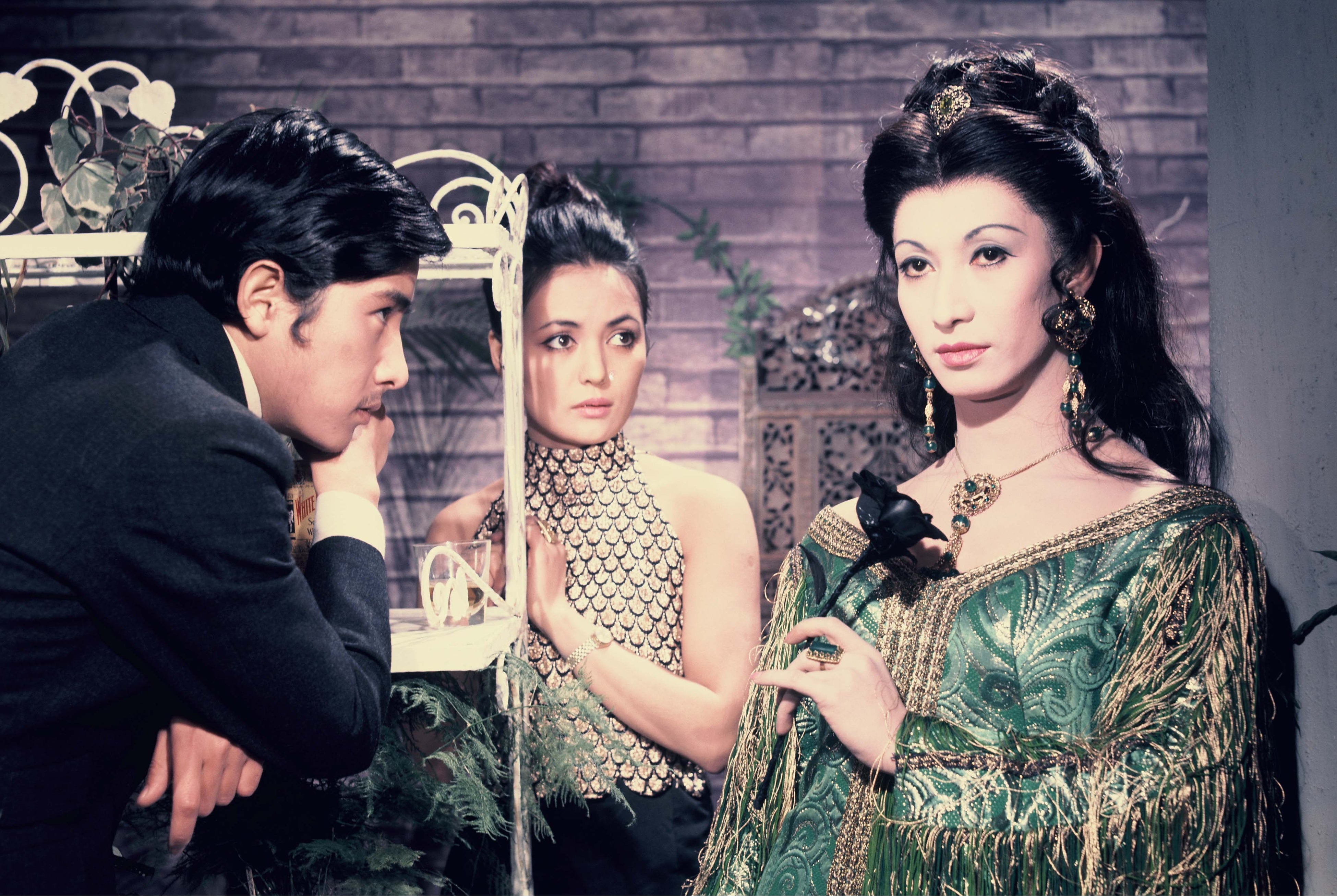 「黒薔薇の館」©1969 松竹株式会社