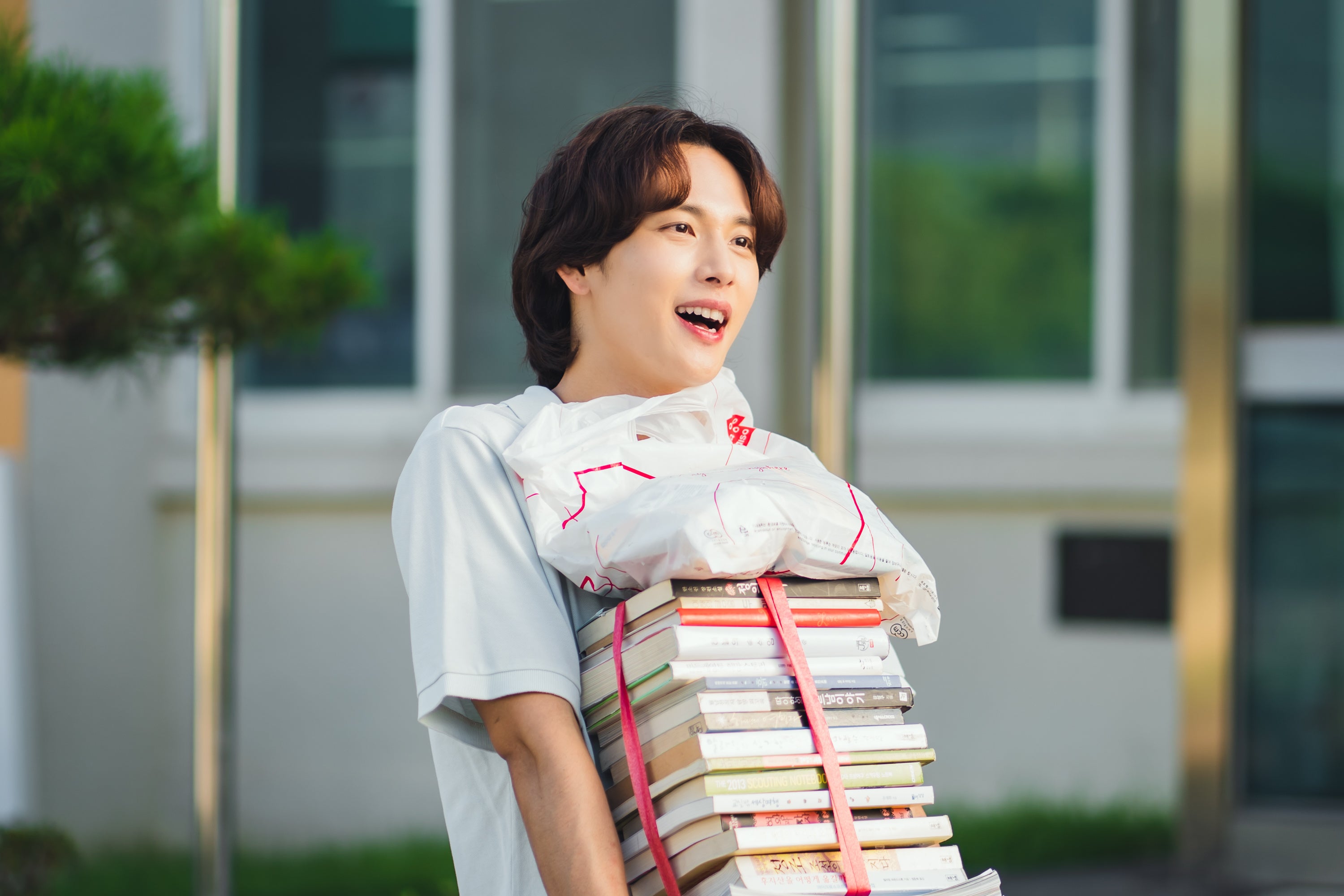 Film © 2022 KT StudioGenie Co., Ltd. All Rights Reserved