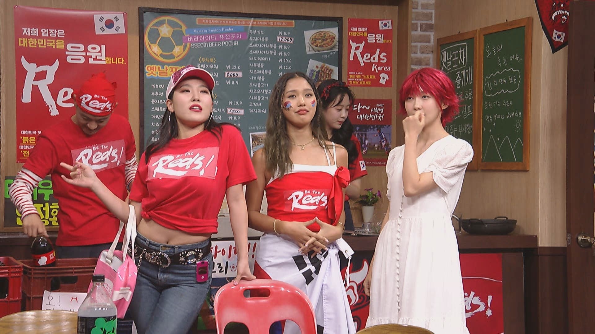 「SNL KOREA シーズン3#2【イ・ウンジ、ミミ(OH MY GIRL)、オム・ジユン」© COUPANG PLAY