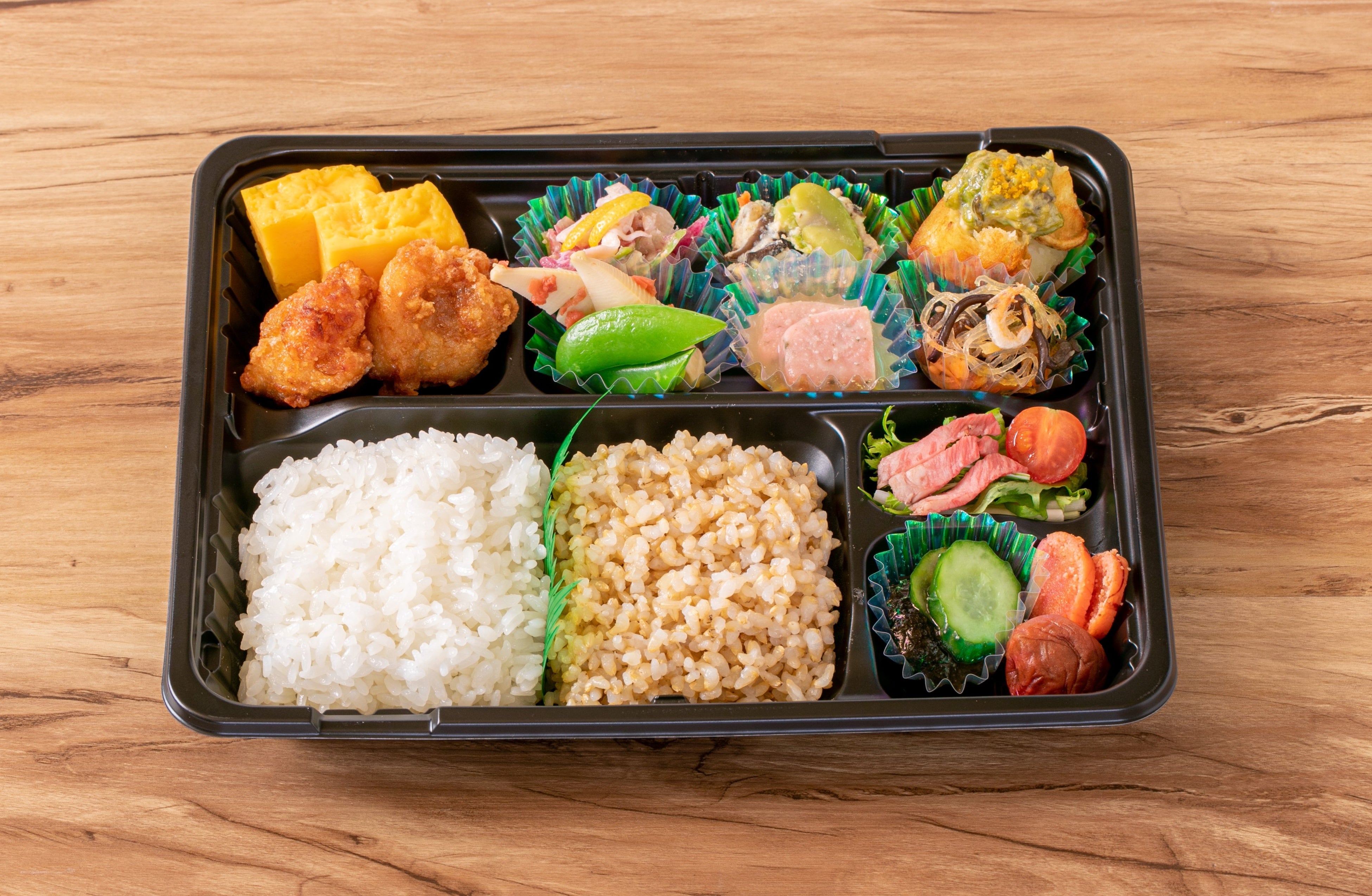 「テイクアウト豆皿６種ちょこっと盛り」　1,380円（税込）