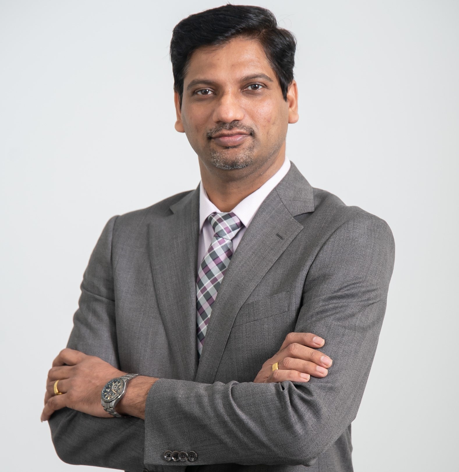 代表取締役　ユガナンダン　スブラマニヤン