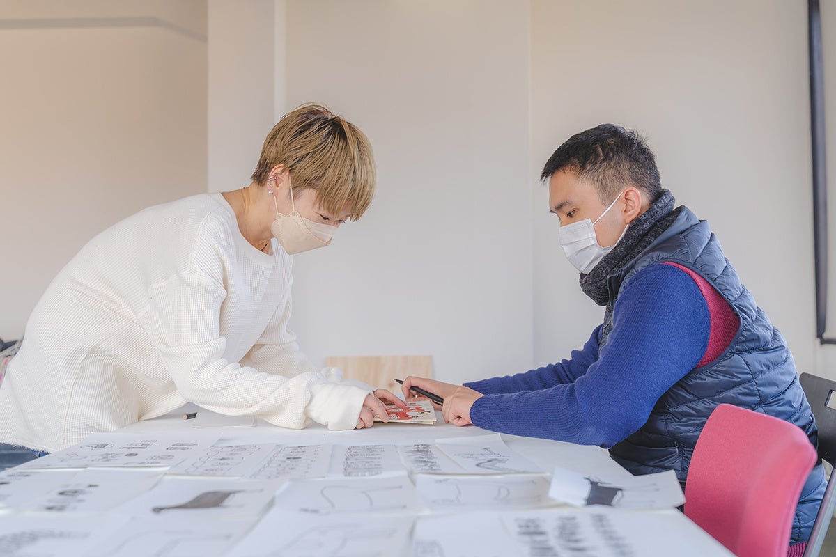 絵の制作のようす