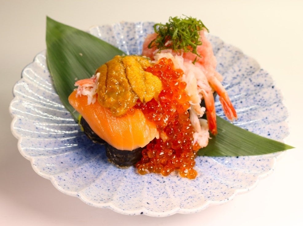 ※写真は一例です。その日によって一番美味しい海鮮に随時変更させていただいております。