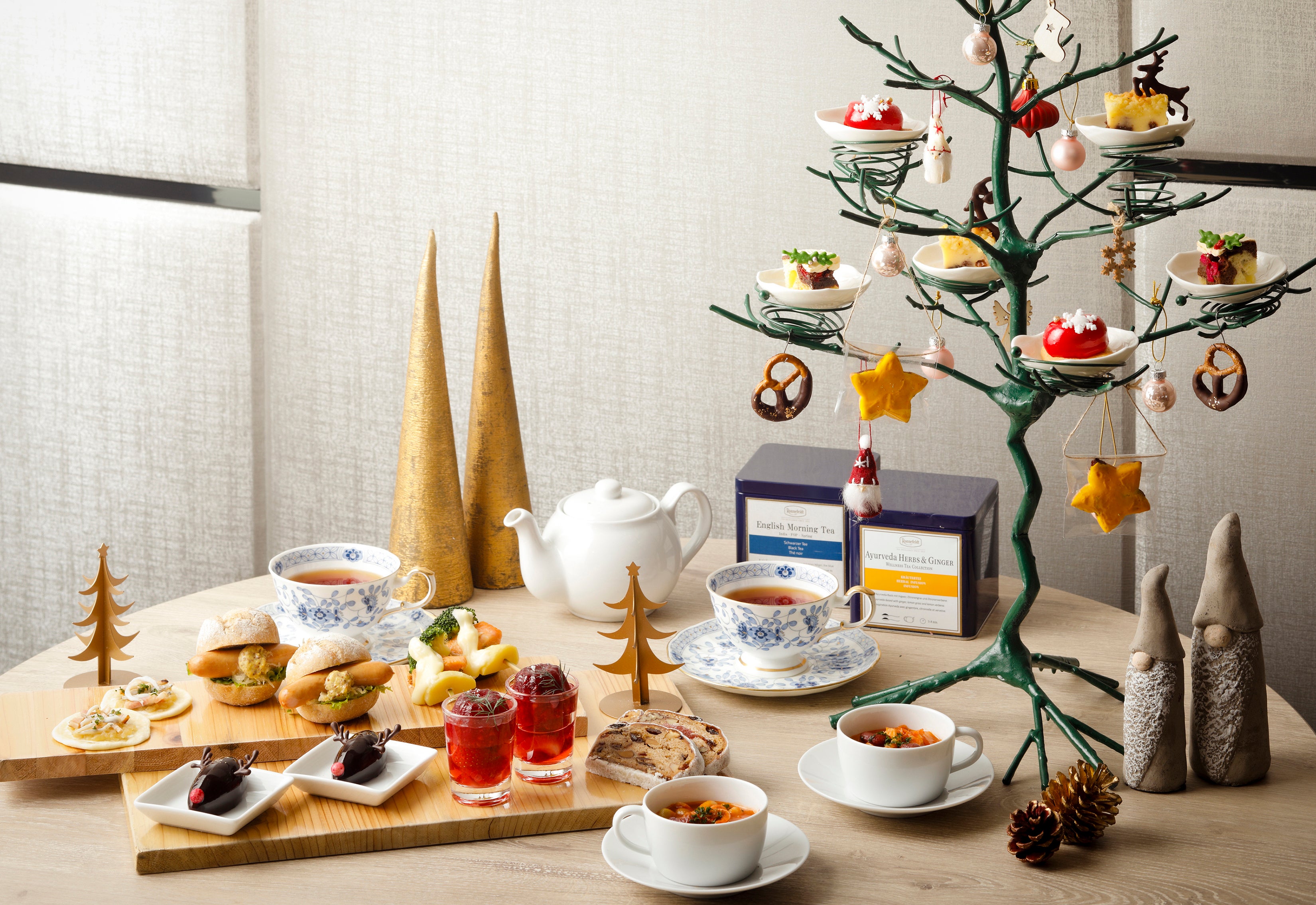 「Christmas Afternoon Tea Supported by “Ronnefeldt”」イメージ