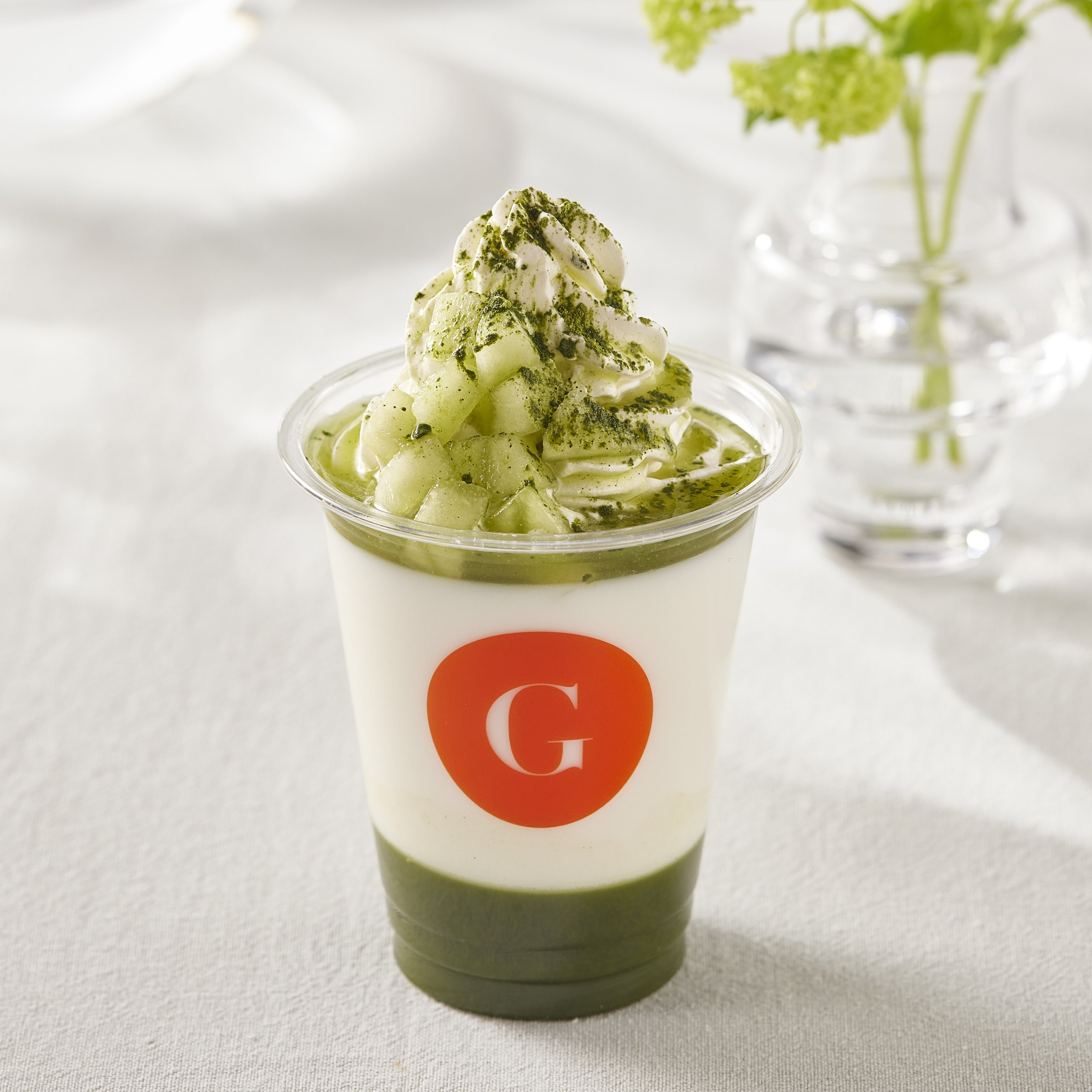 【GGCo.】ぜいたくフルーツ牛乳 抹茶＆メロン