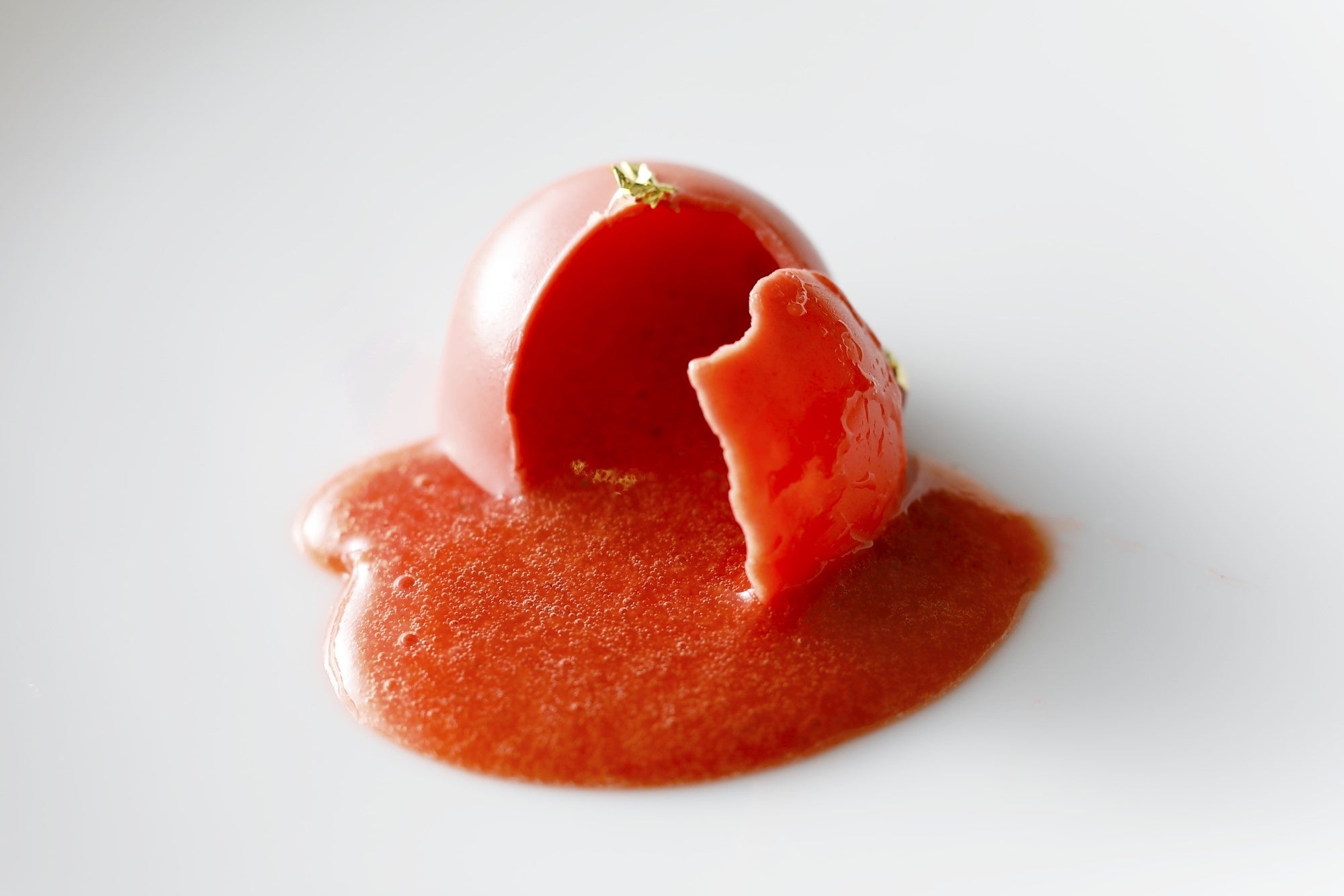 ブール オ ショコラ＜苺＞中には甘酸っぱい苺ソース