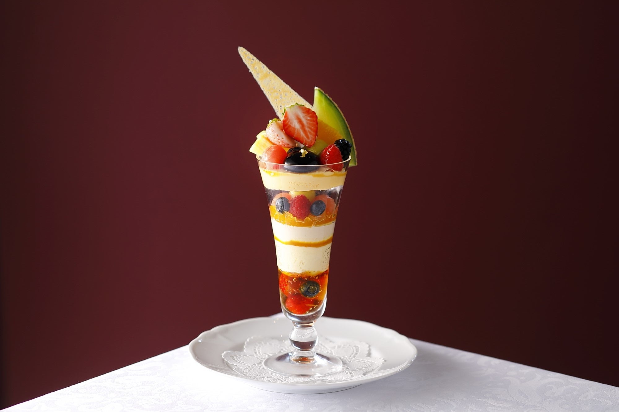 120周年記念デザートや春を迎える4つのパフェ＆限定パフェなど盛り沢山