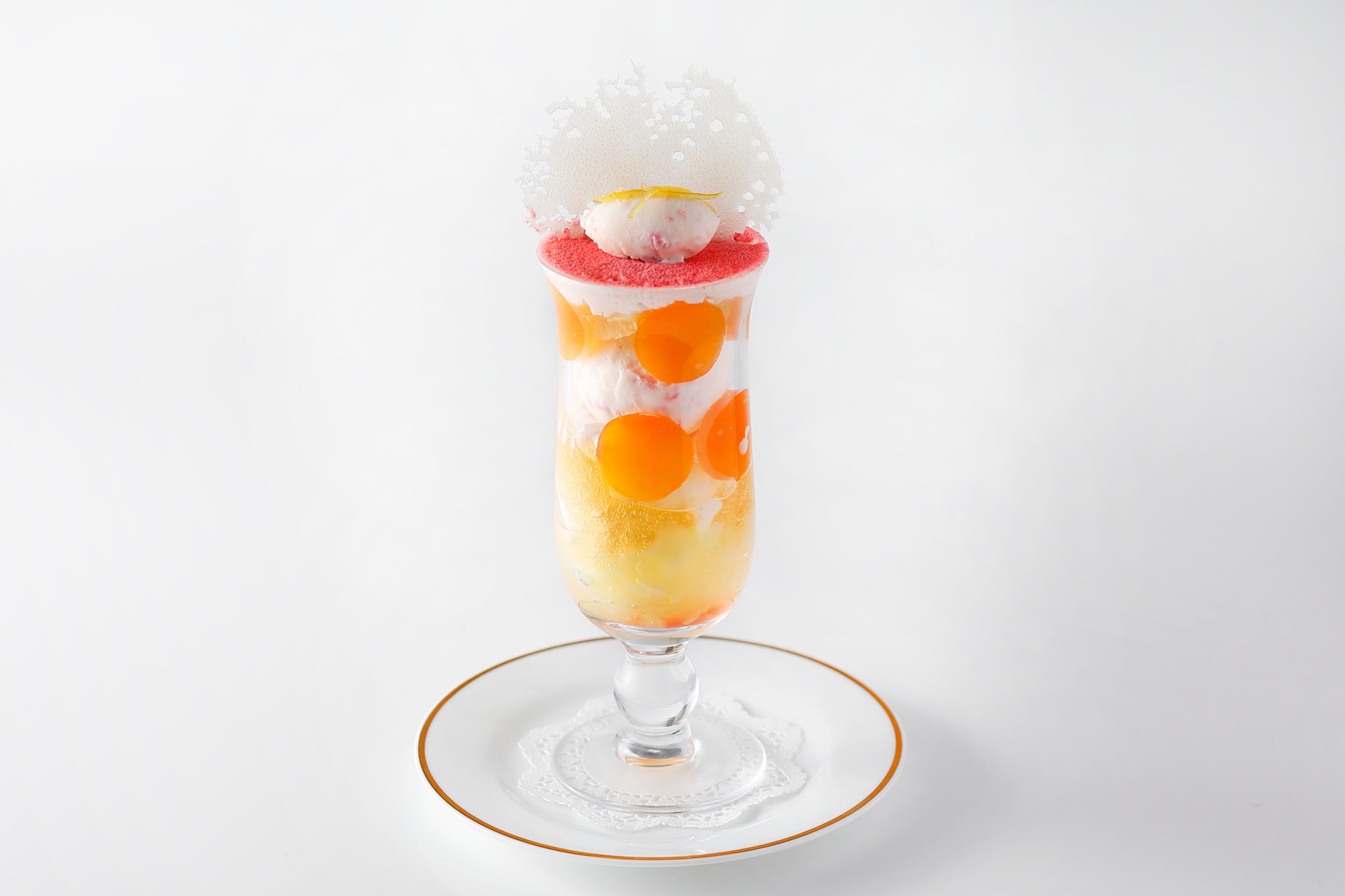 『イルフロッタント 春の香り～高知県産文旦と桜のアイスクリーム・ソースアングレイズを添えて』