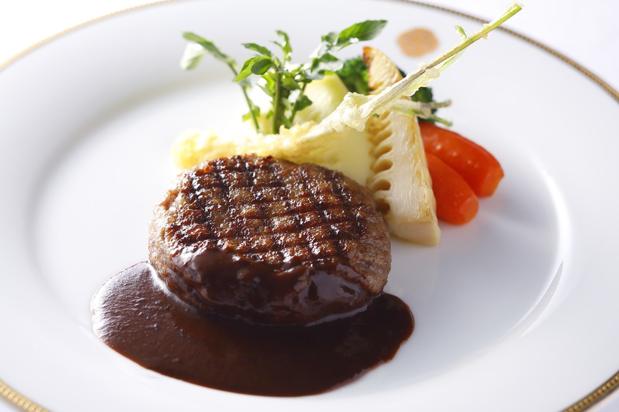 松阪牛のハンバーグステーキ　デミグラスソース