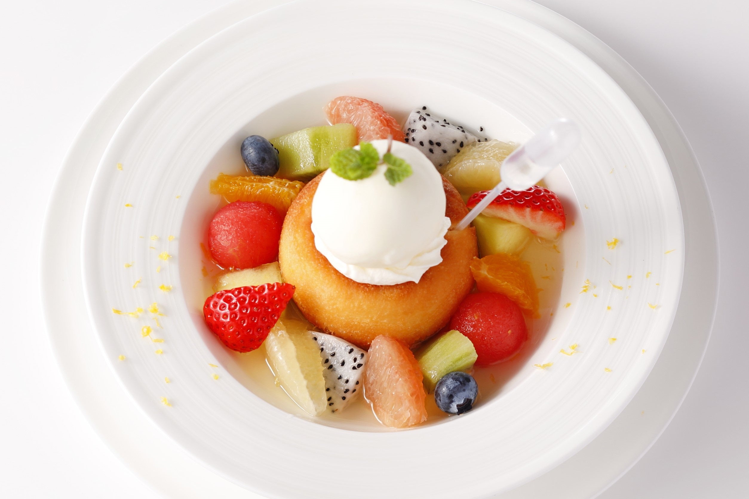 『サヴァランと初夏のフルーツカクテル』