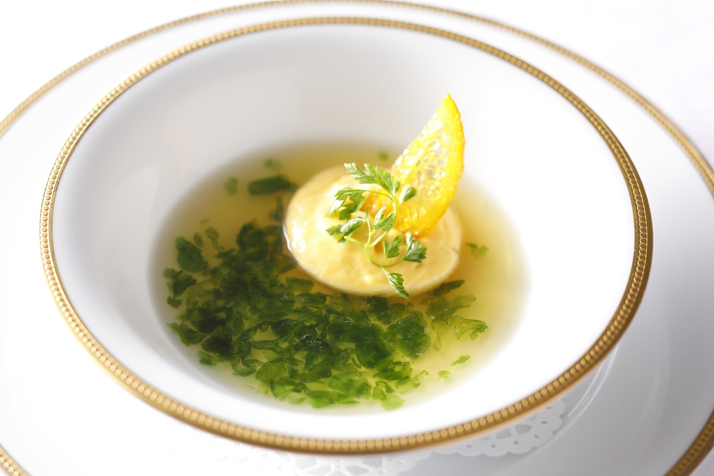 能古島 甘夏のエスプーマ仕立てとスイゼンジノリ(川茸)