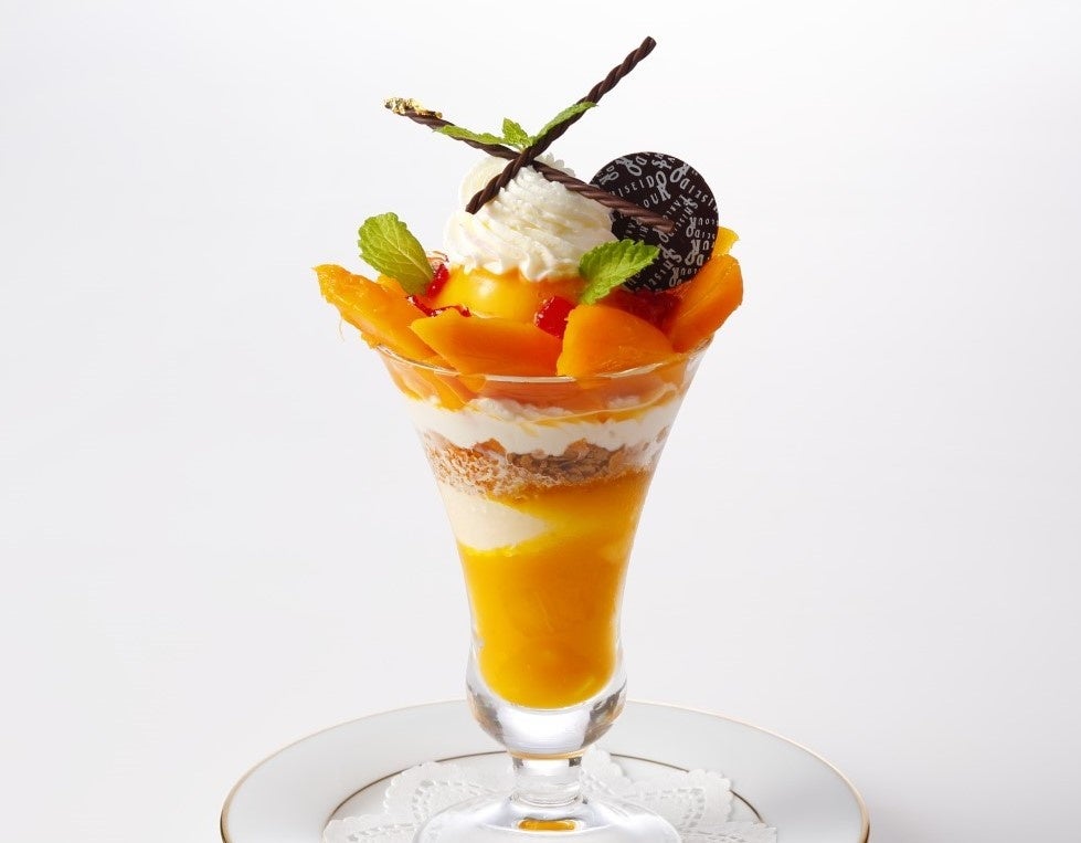 『宮崎県産 完熟マンゴーのスペシャルパフェ』