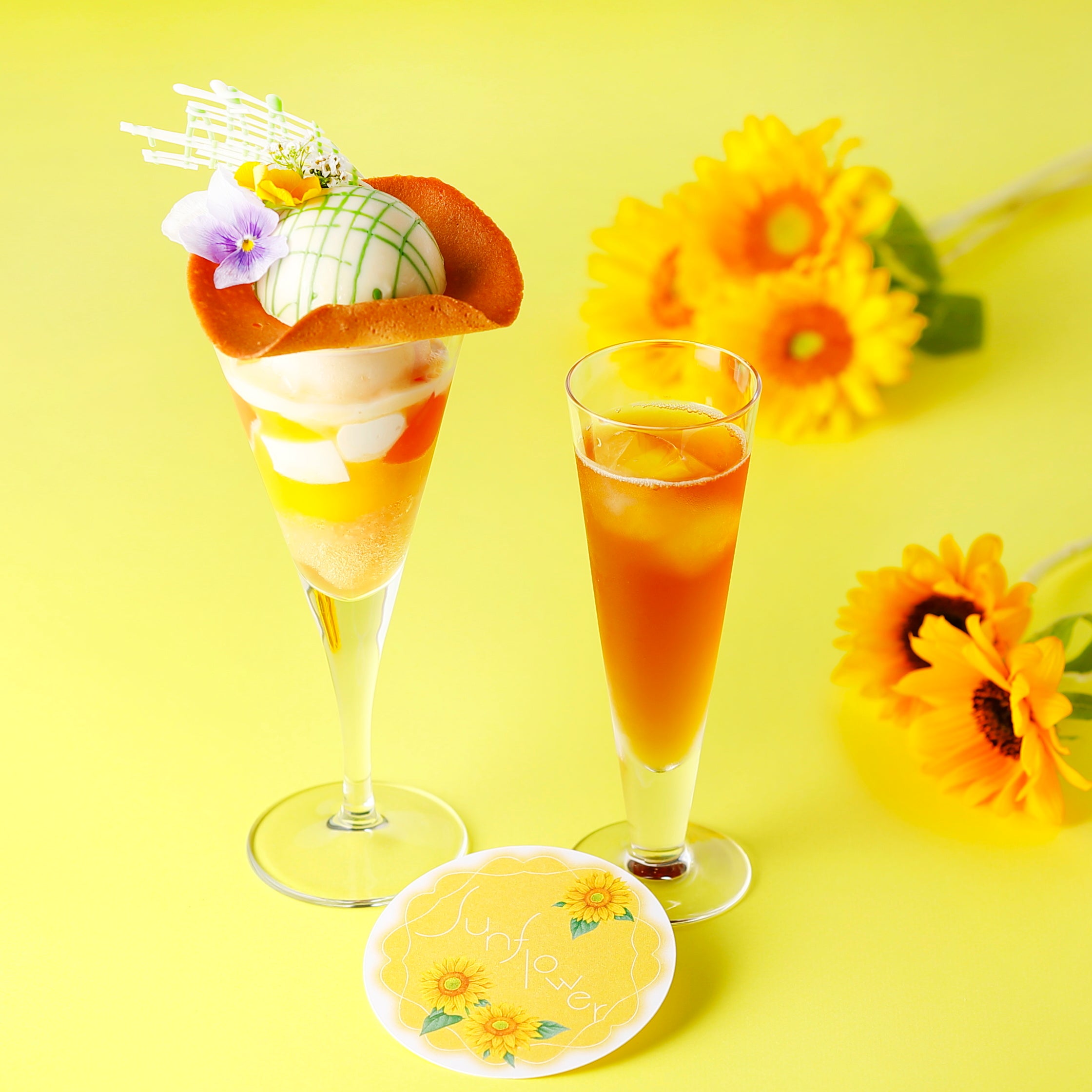 あなたを幸福な気持ちで満たす夏のプリンセスパフェ♪