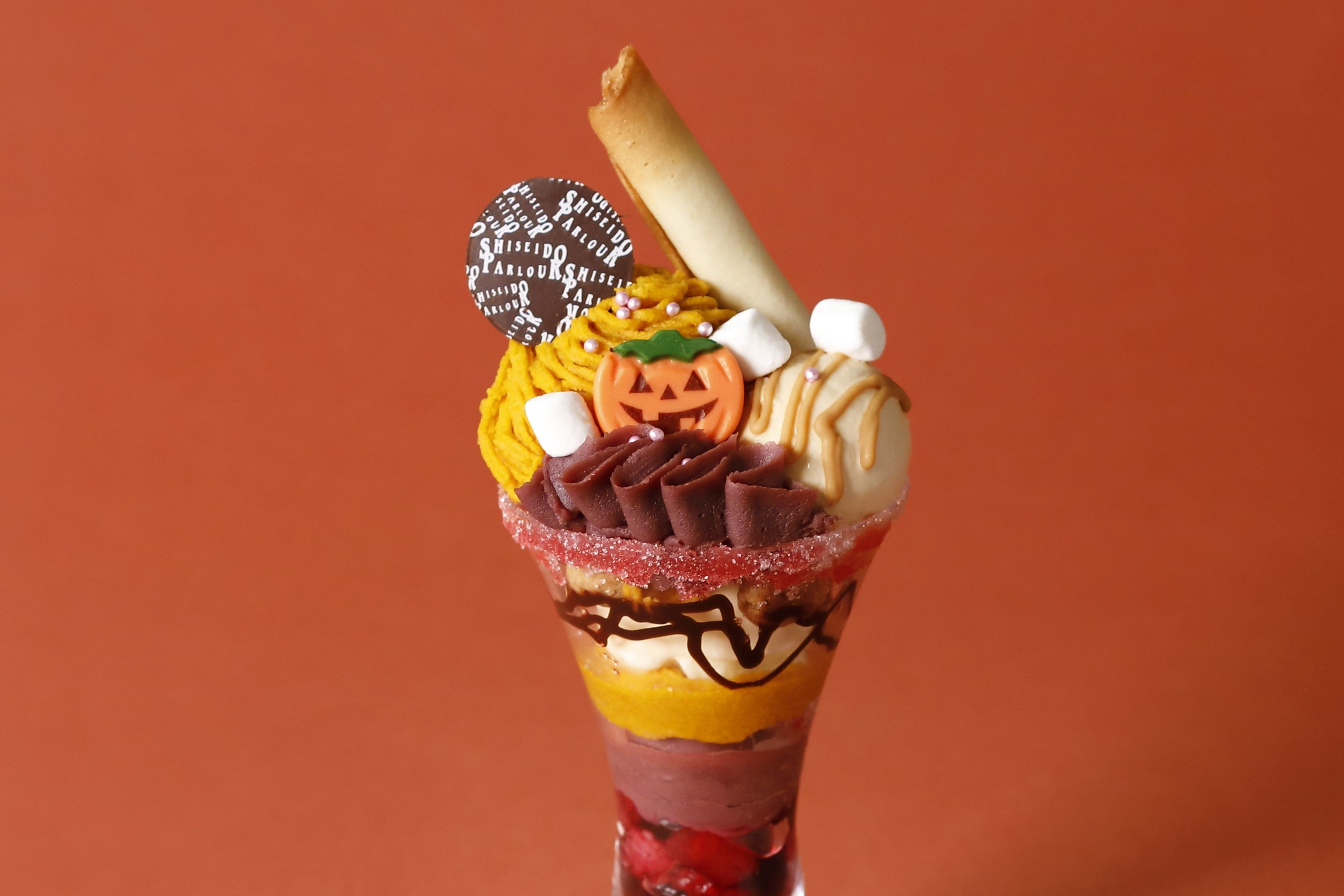 資生堂パーラー サロン ド カフェ ラゾーナ川崎店 22秋のパフェフェア 第2弾 新橋色のパフェ 株式会社 資生堂パーラーのプレスリリース