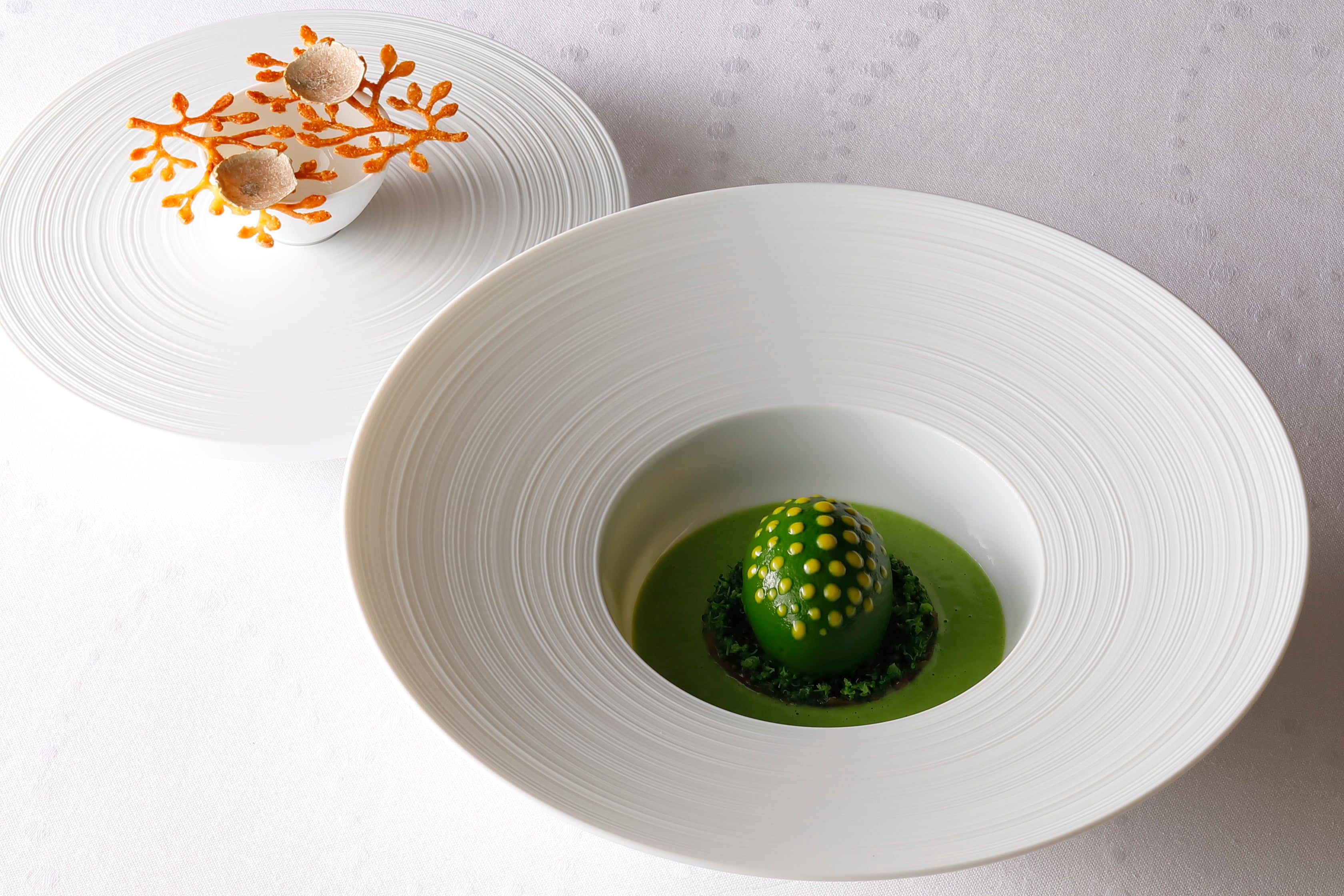 ほろほろ鳥の卵の一皿