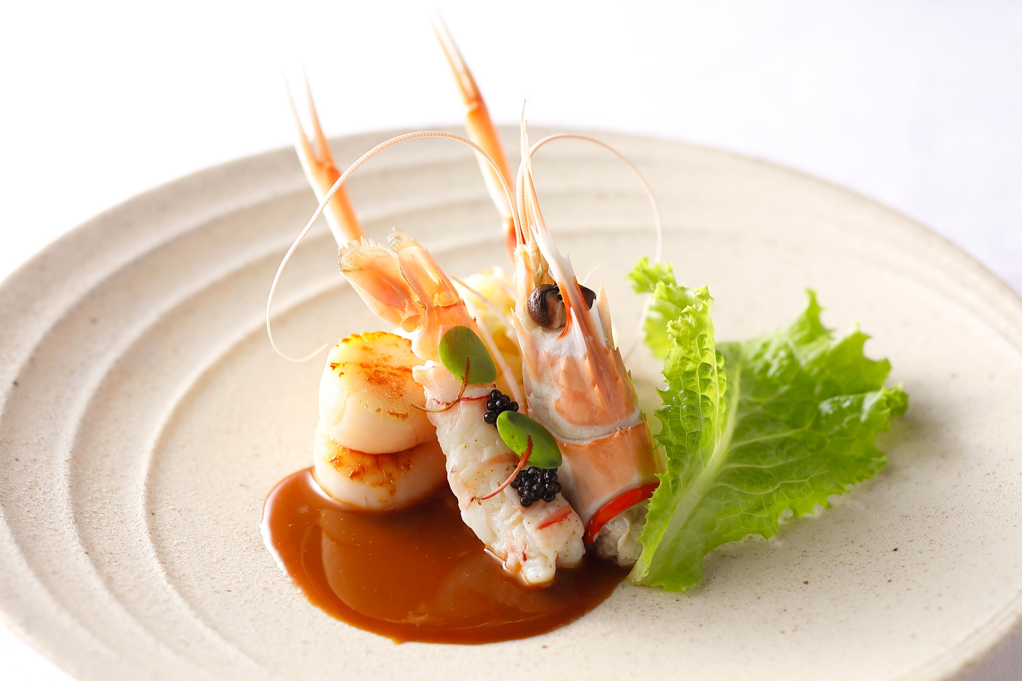 長崎県産 ラングスティーヌのポワレ　ジュ・ド・オマール