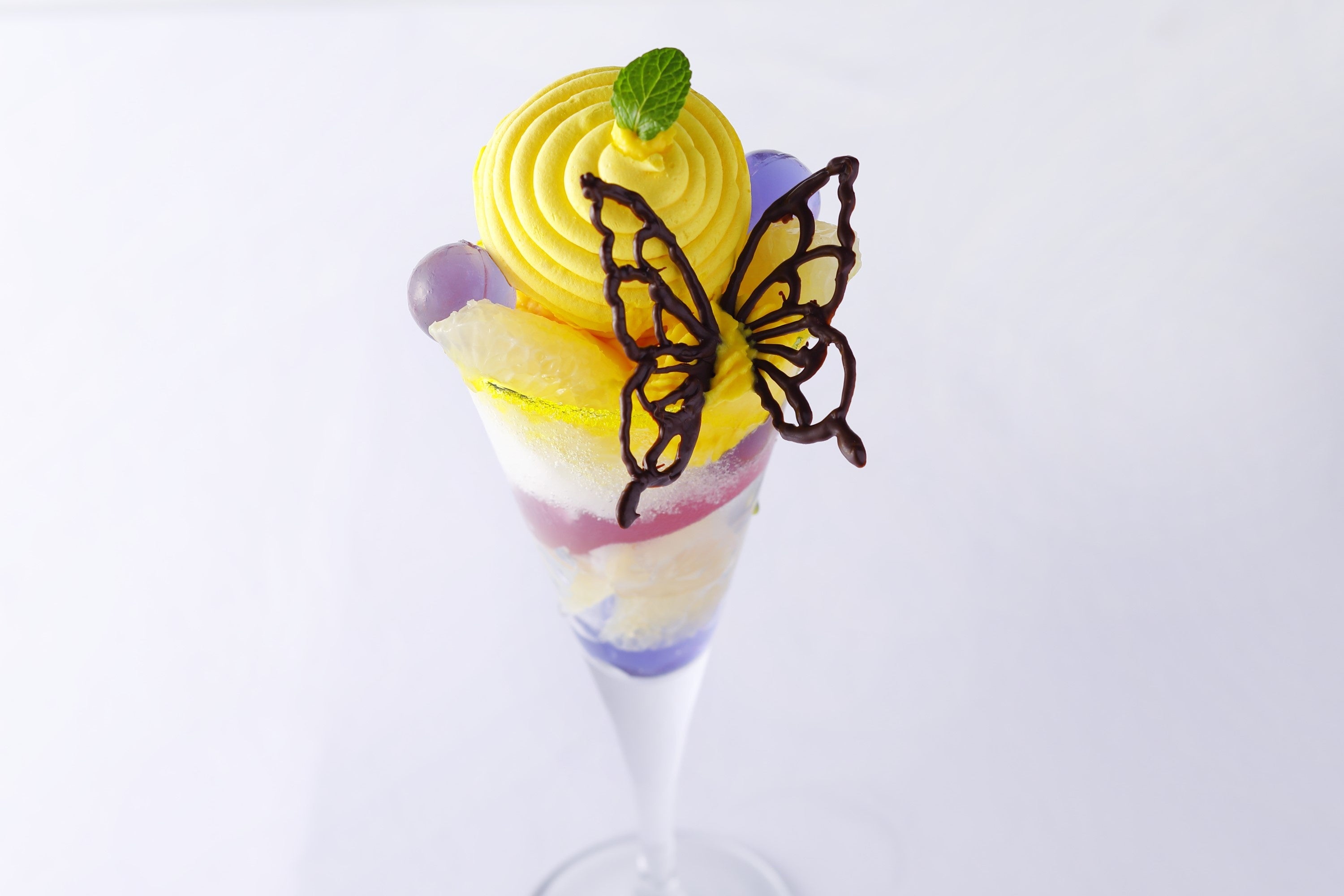 高知県産“水晶文旦”と“瀬戸内レモン”のパフェ