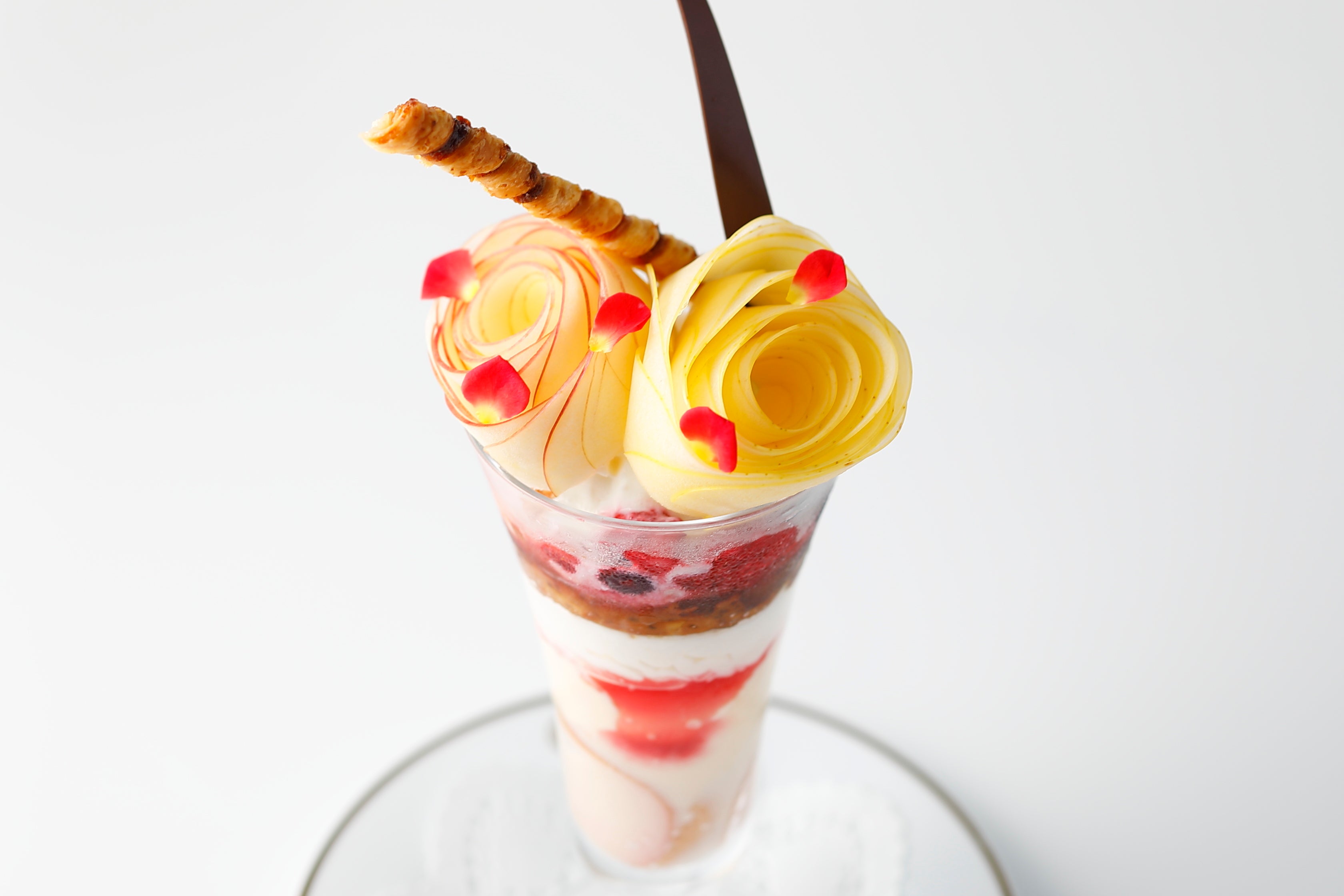 長野県産“あいかの香り” “シナノゴールド“のパフェ