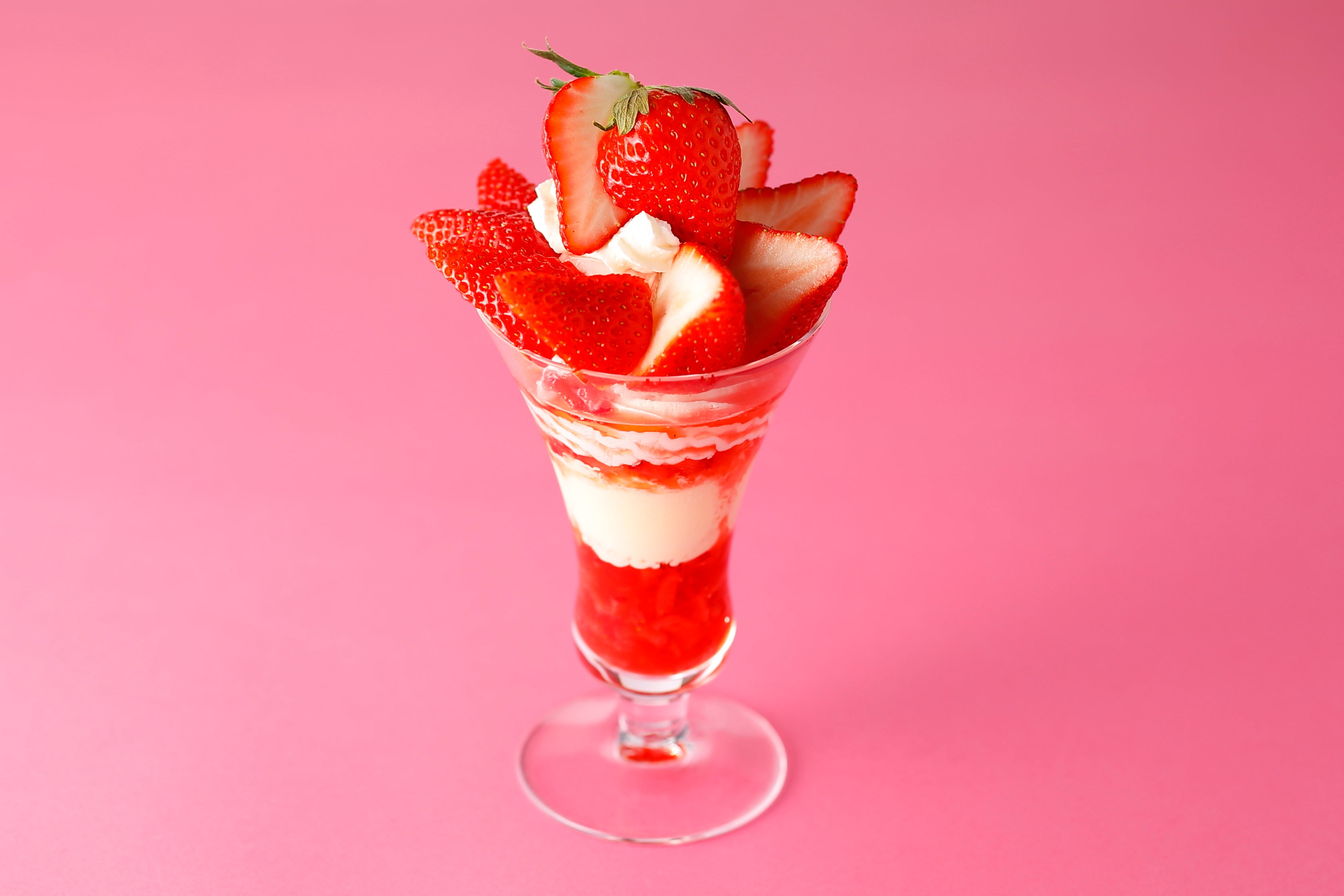 『岐阜県産苺“美濃娘”のパフェ』 