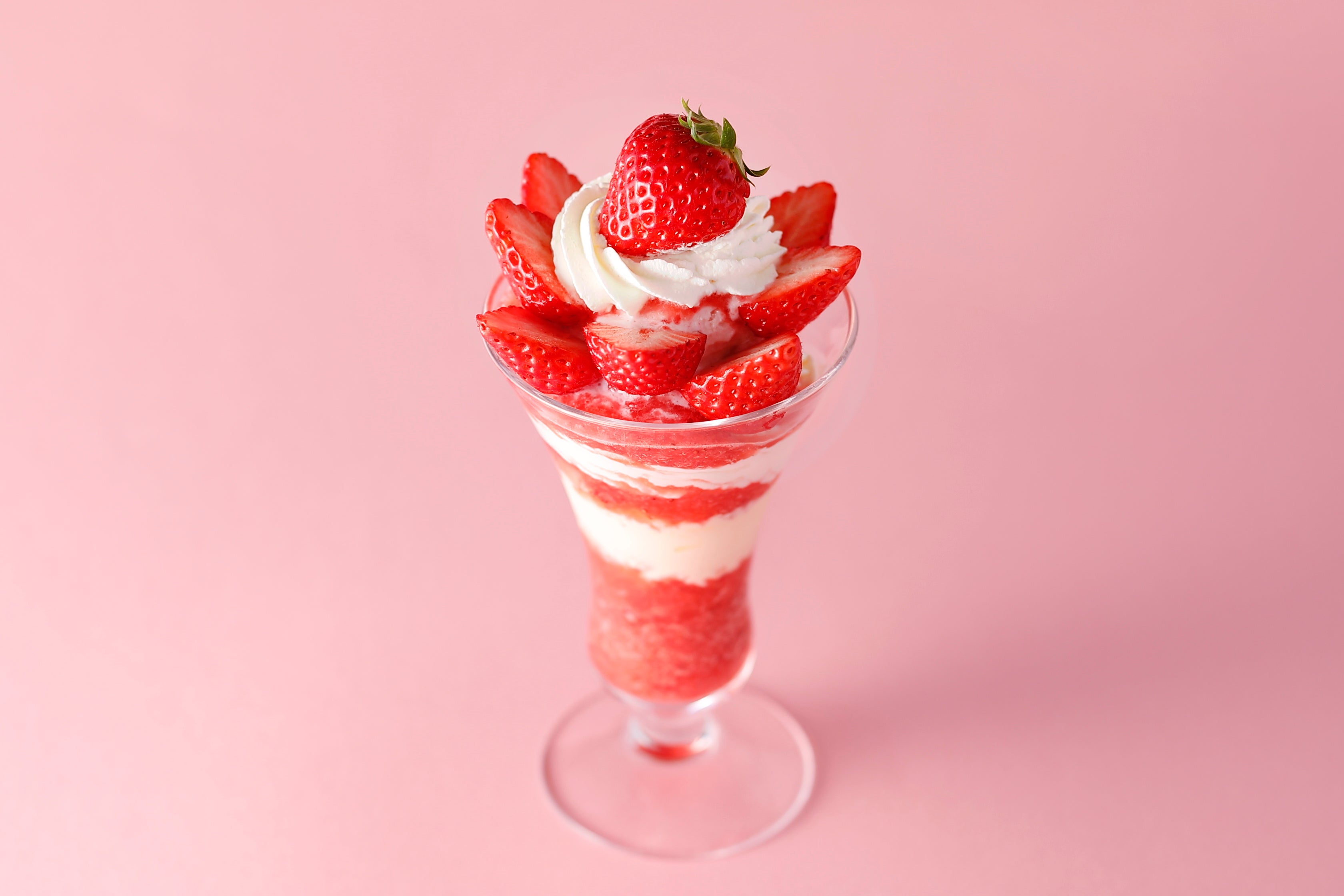 『京都府産雫の里農園“女峰”のパフェ』