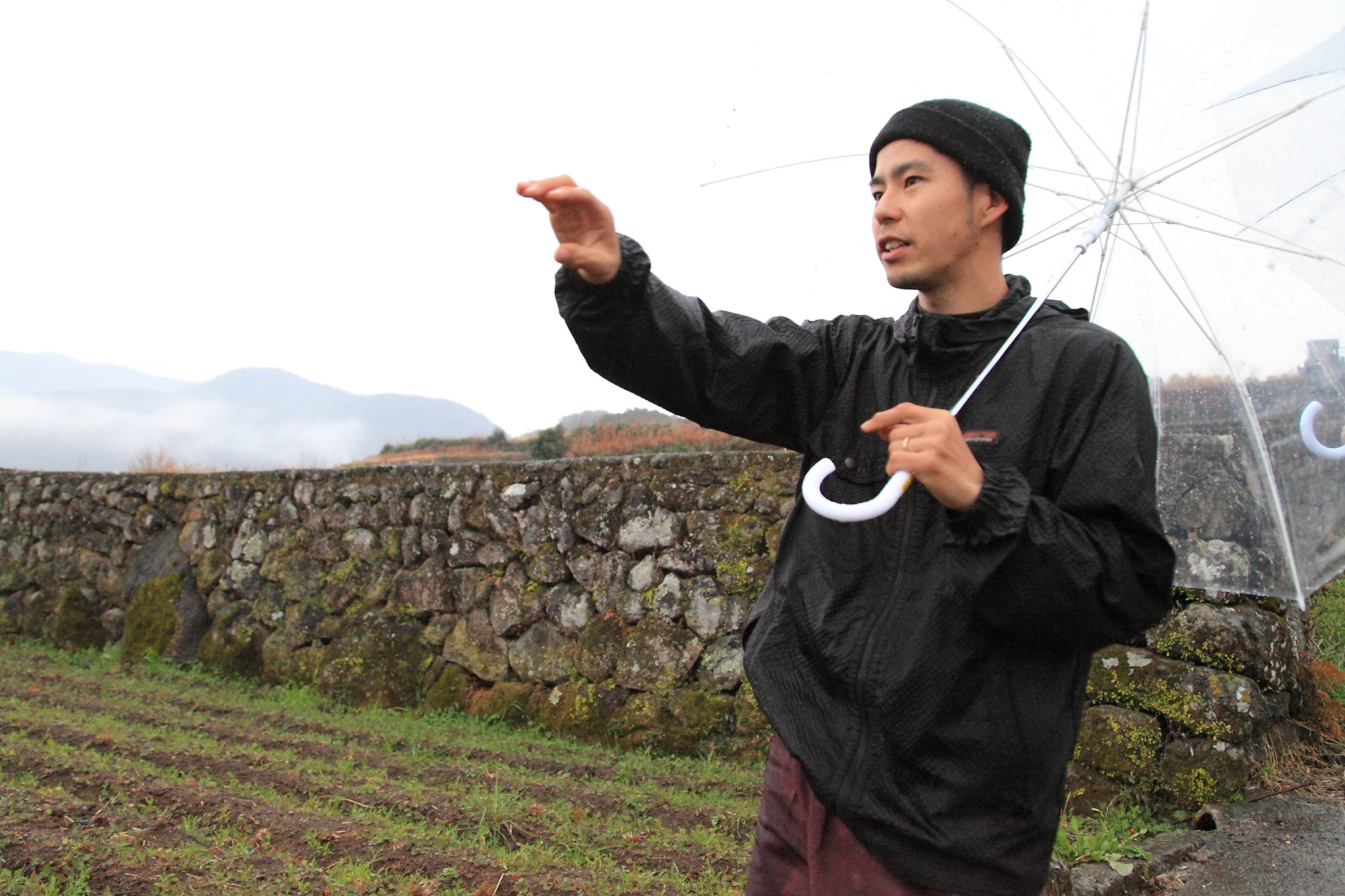 種どり野菜について熱く語る「田中たねの農園（雲仙市千々和町）」の田中遼平さん