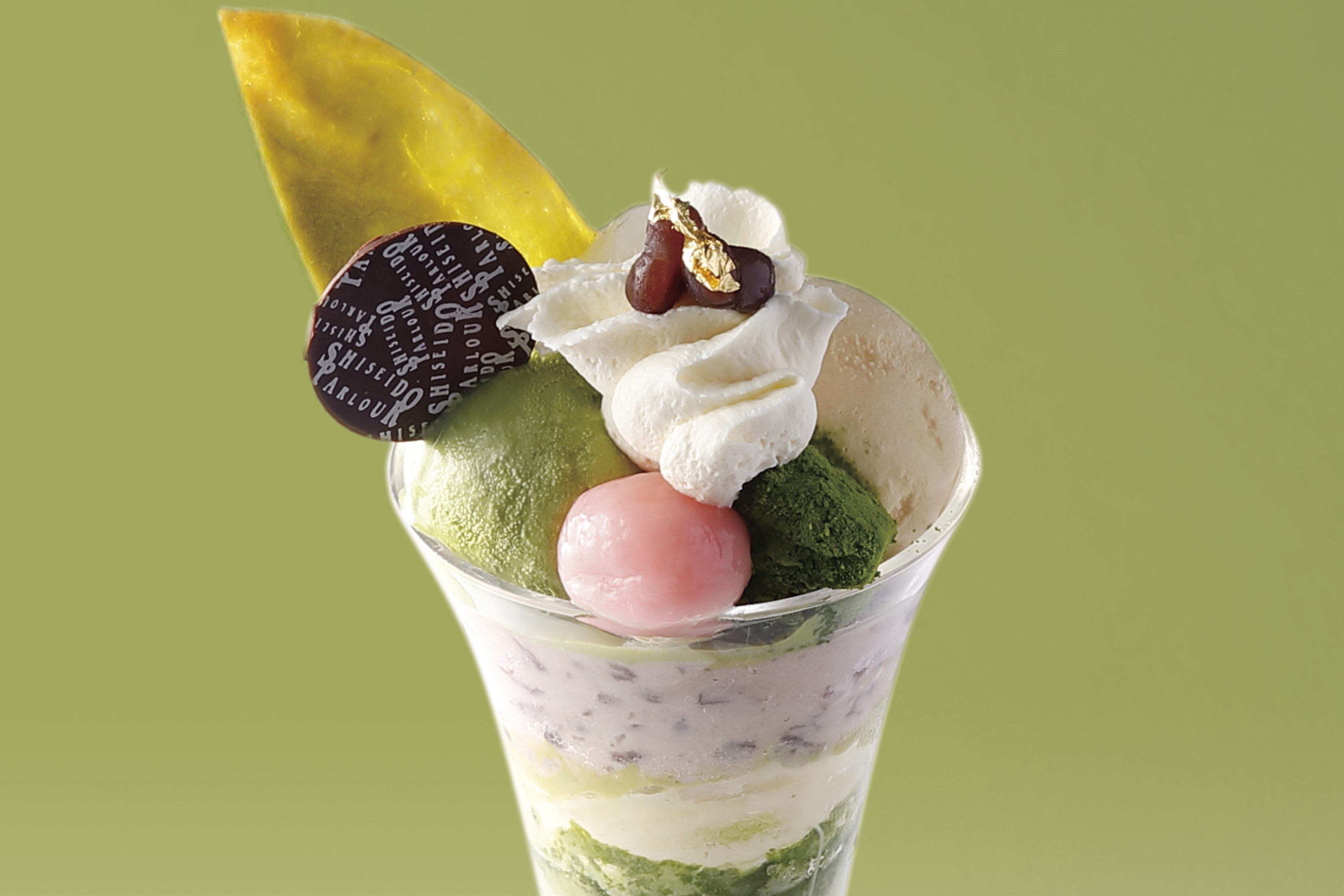 岐阜県産揖斐の抹茶やほうじ茶を使用したジェラートで和風テイストに仕立てたパフェ