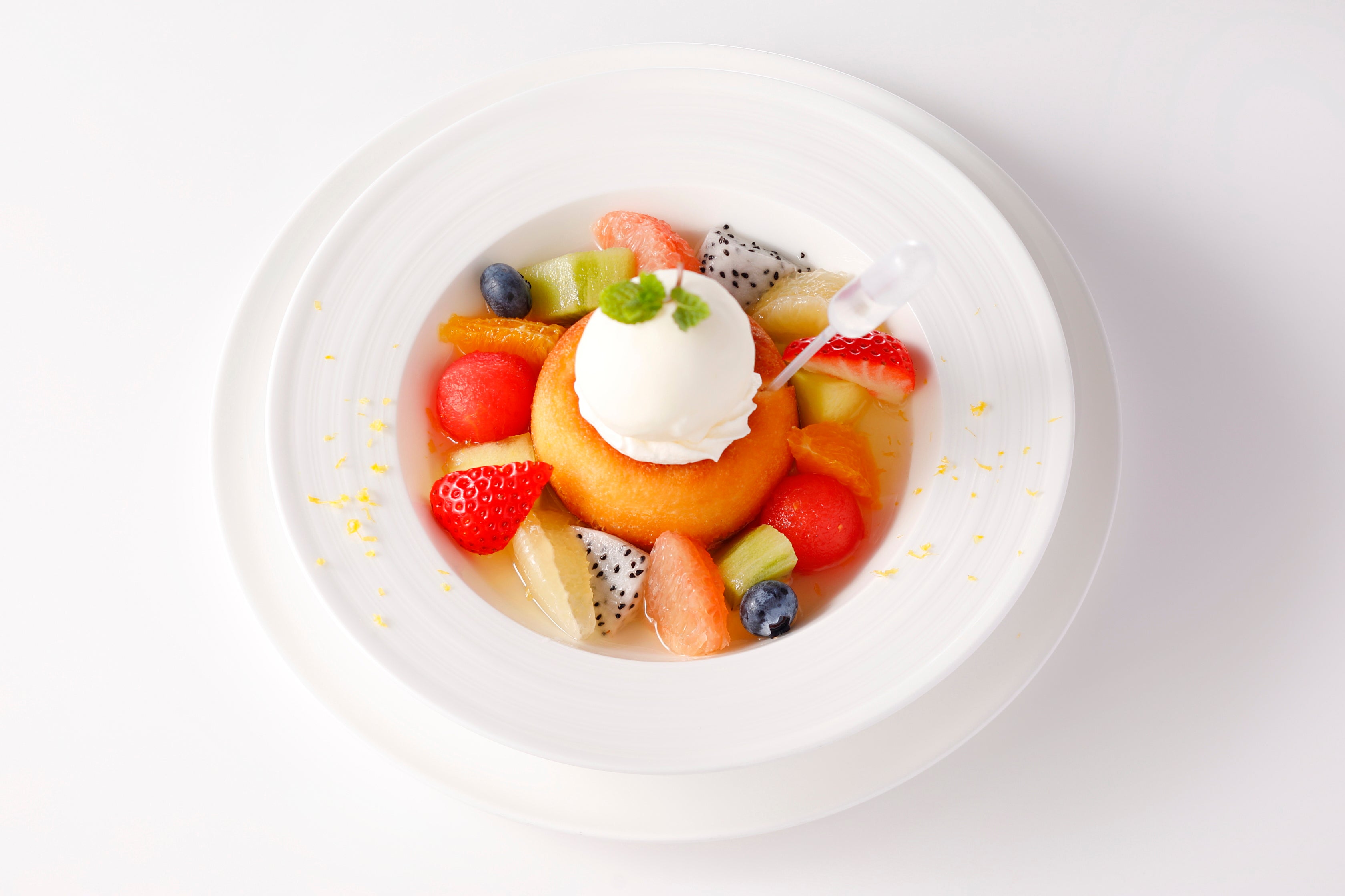 『サヴァランと初夏のフルーツカクテル』